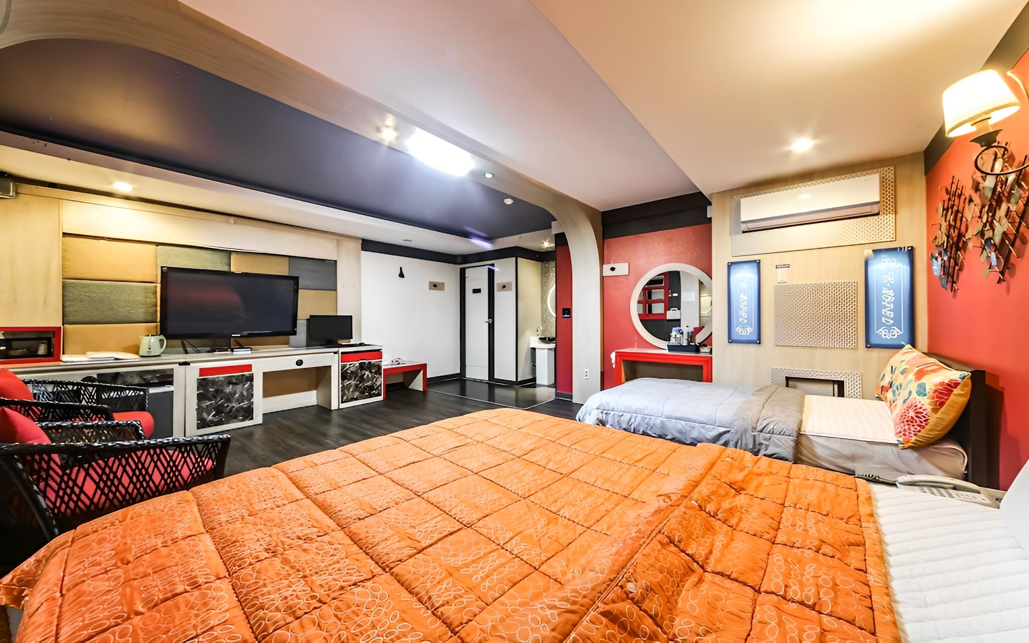 Room (VIP) - Photo 3