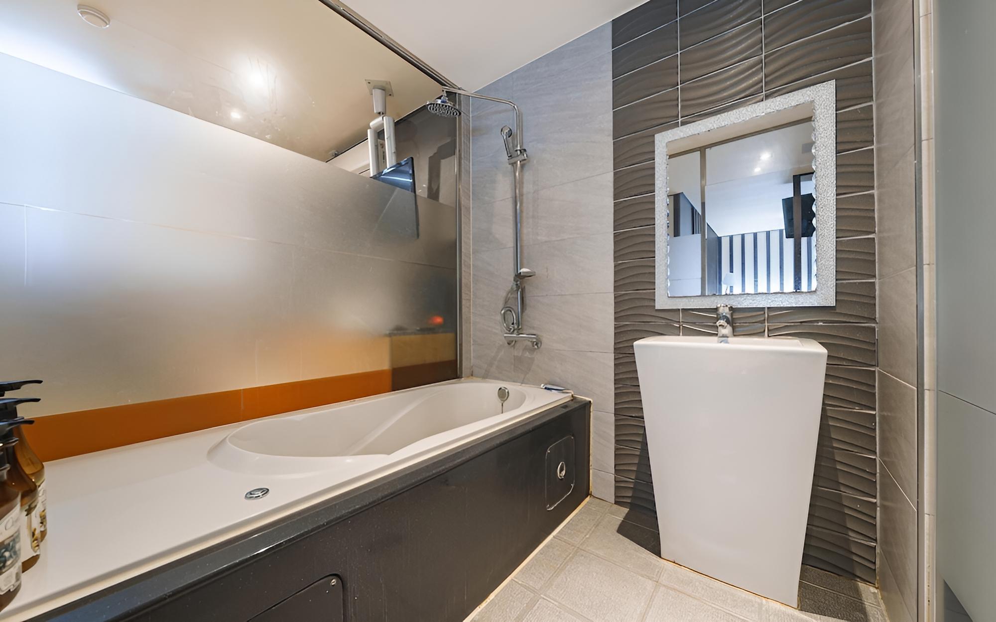 Room (Standard room A (spa bath / 50" TV / )