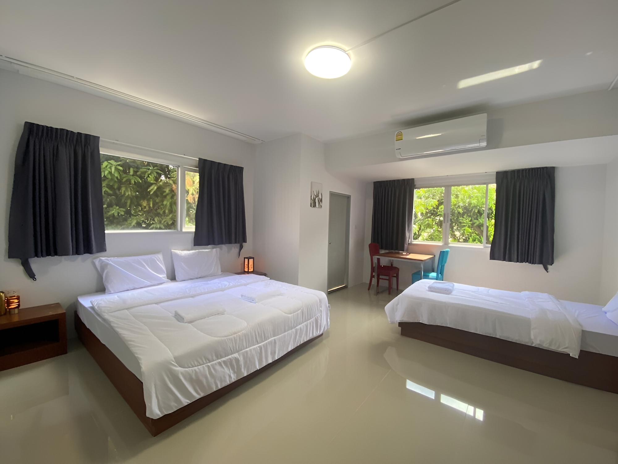 Family Room, Multiple Beds, Non Smoking