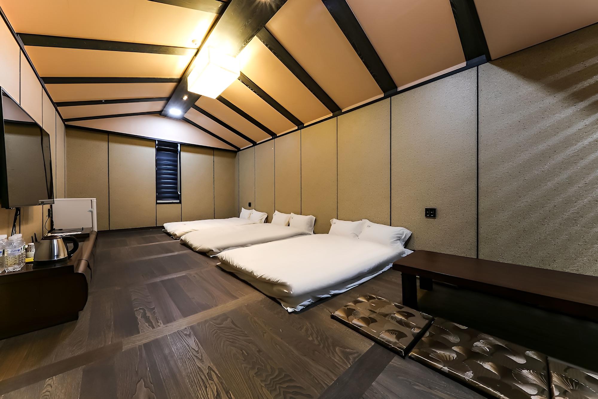 Traditional Room (Ondol, 6-person) photo 2