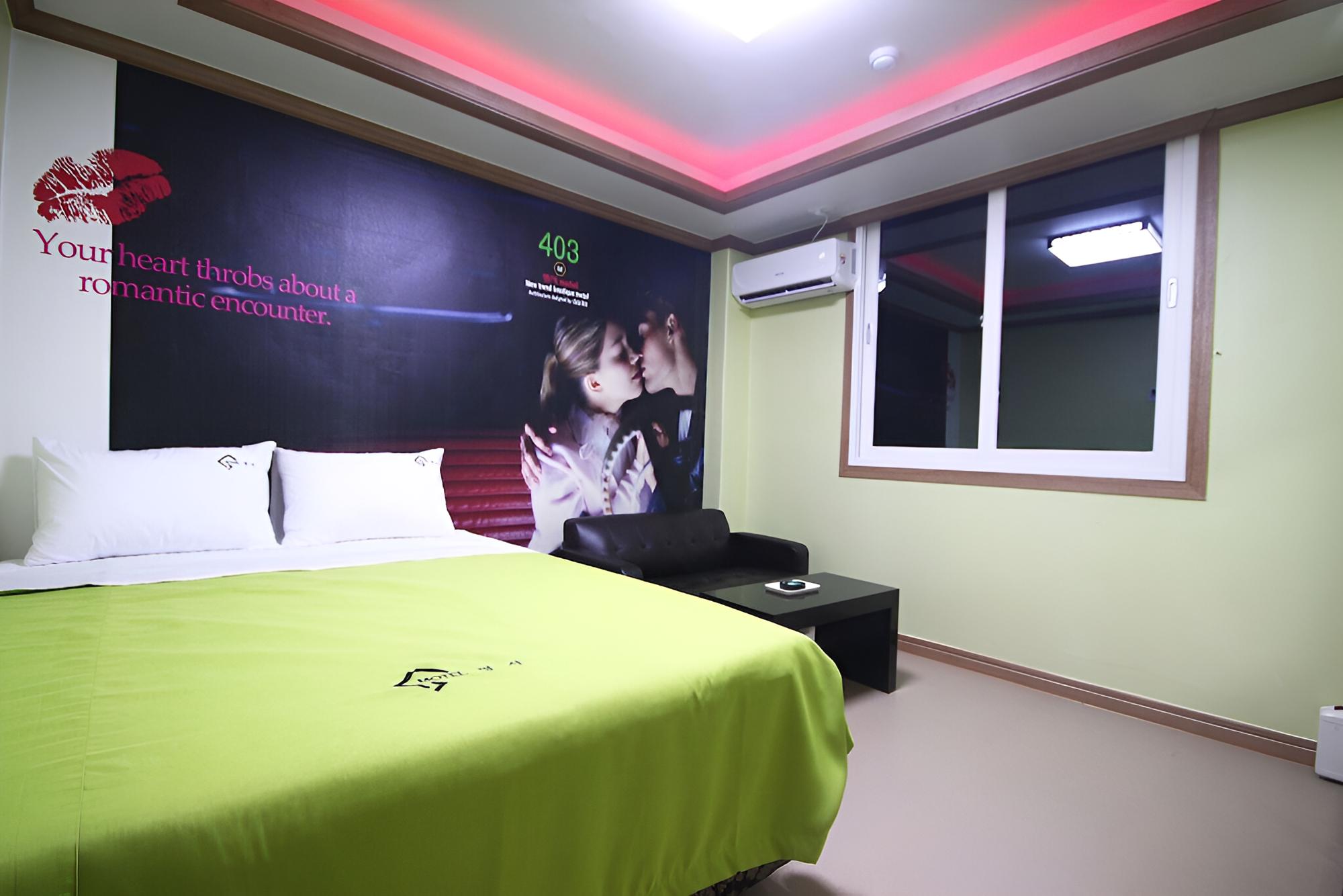 Room (Standard Room)