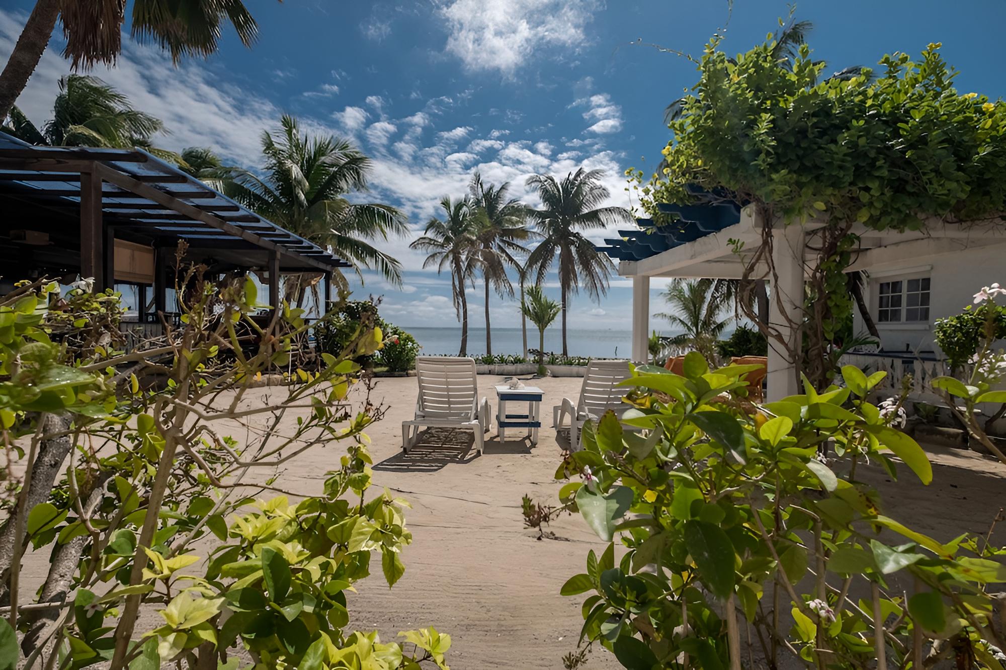 Junior Suite, Multiple Beds, Beach View, Beachfront (SPHR12)