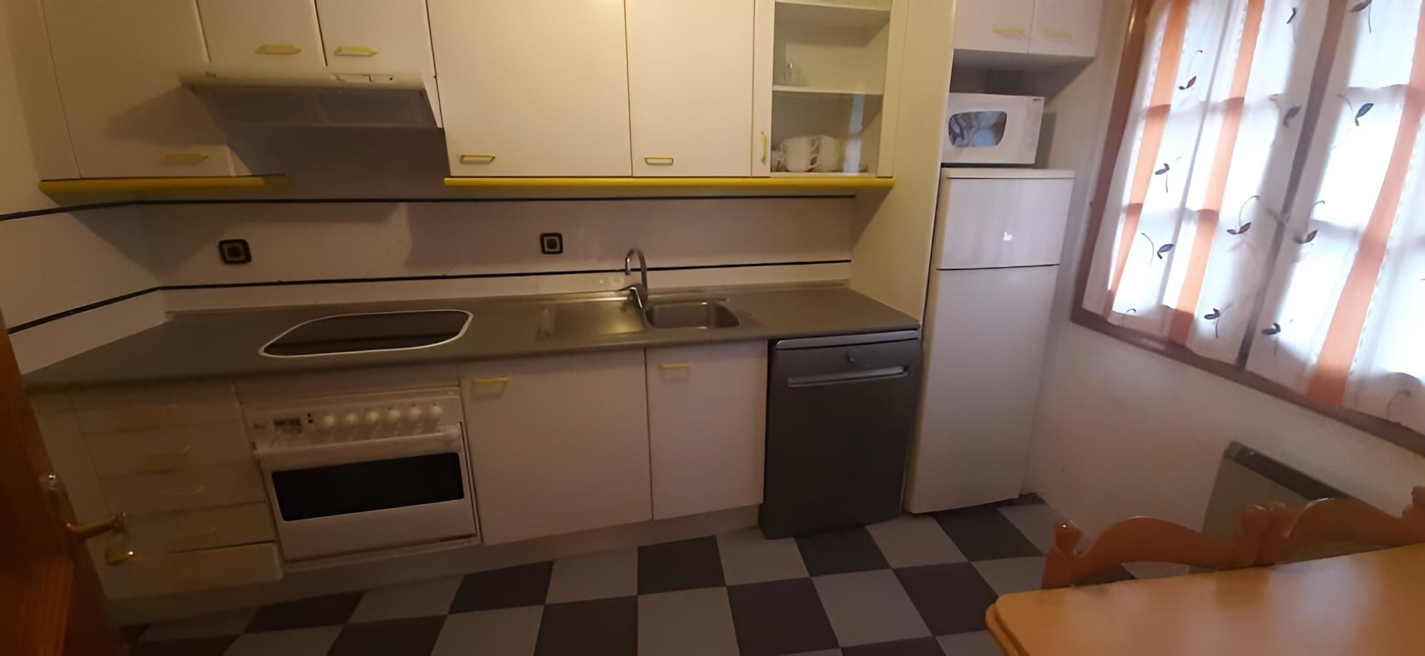 Basic Duplex, Ensuite
