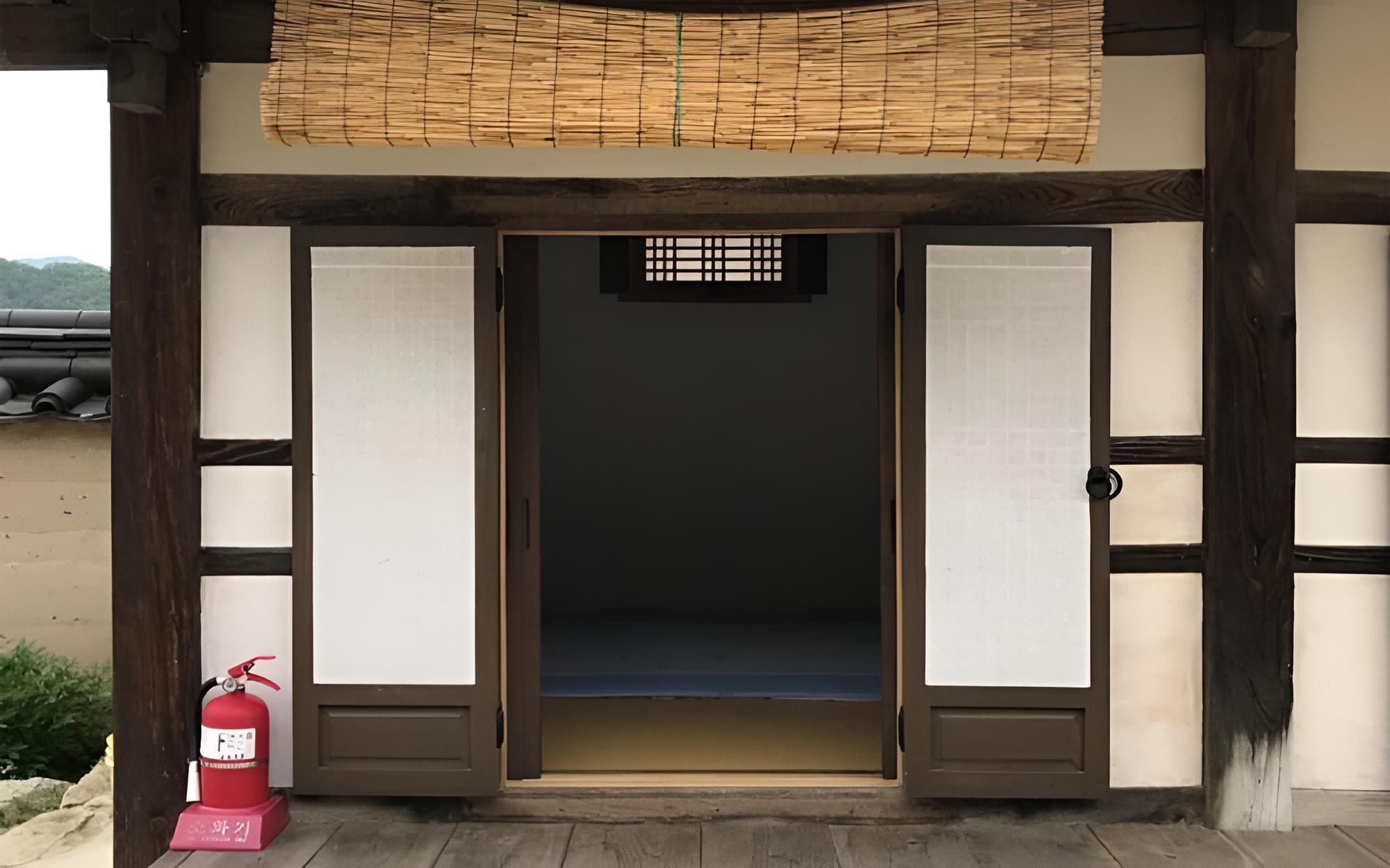 Room (Eosa Room 1)