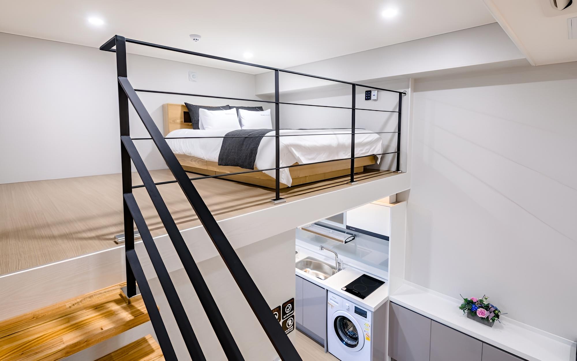 Room (Suite duplex room 205 non-cancellable)