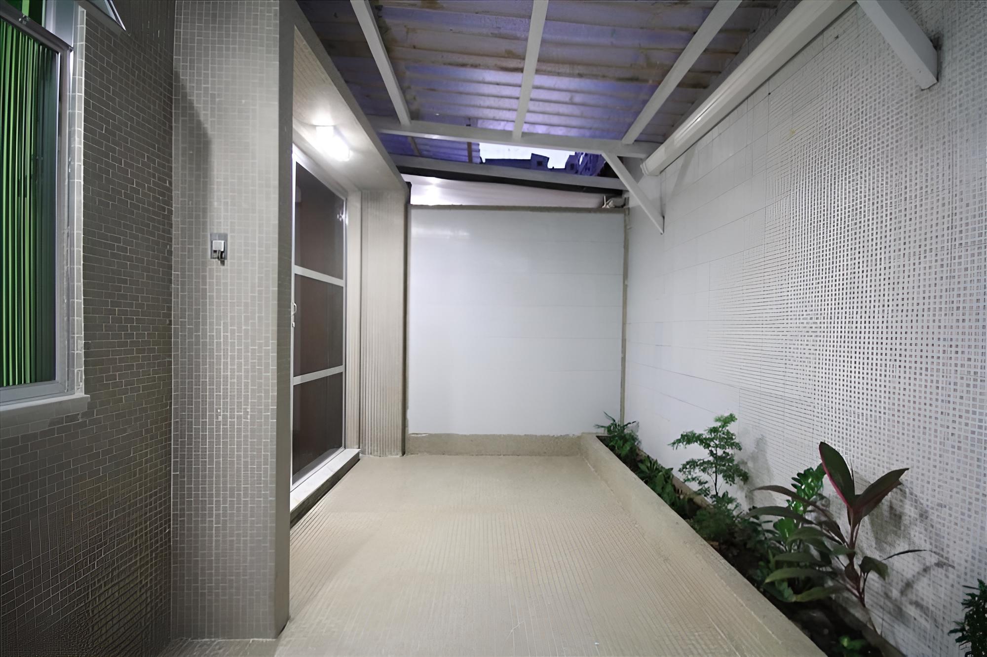 Room (Jeobsi Flower)
