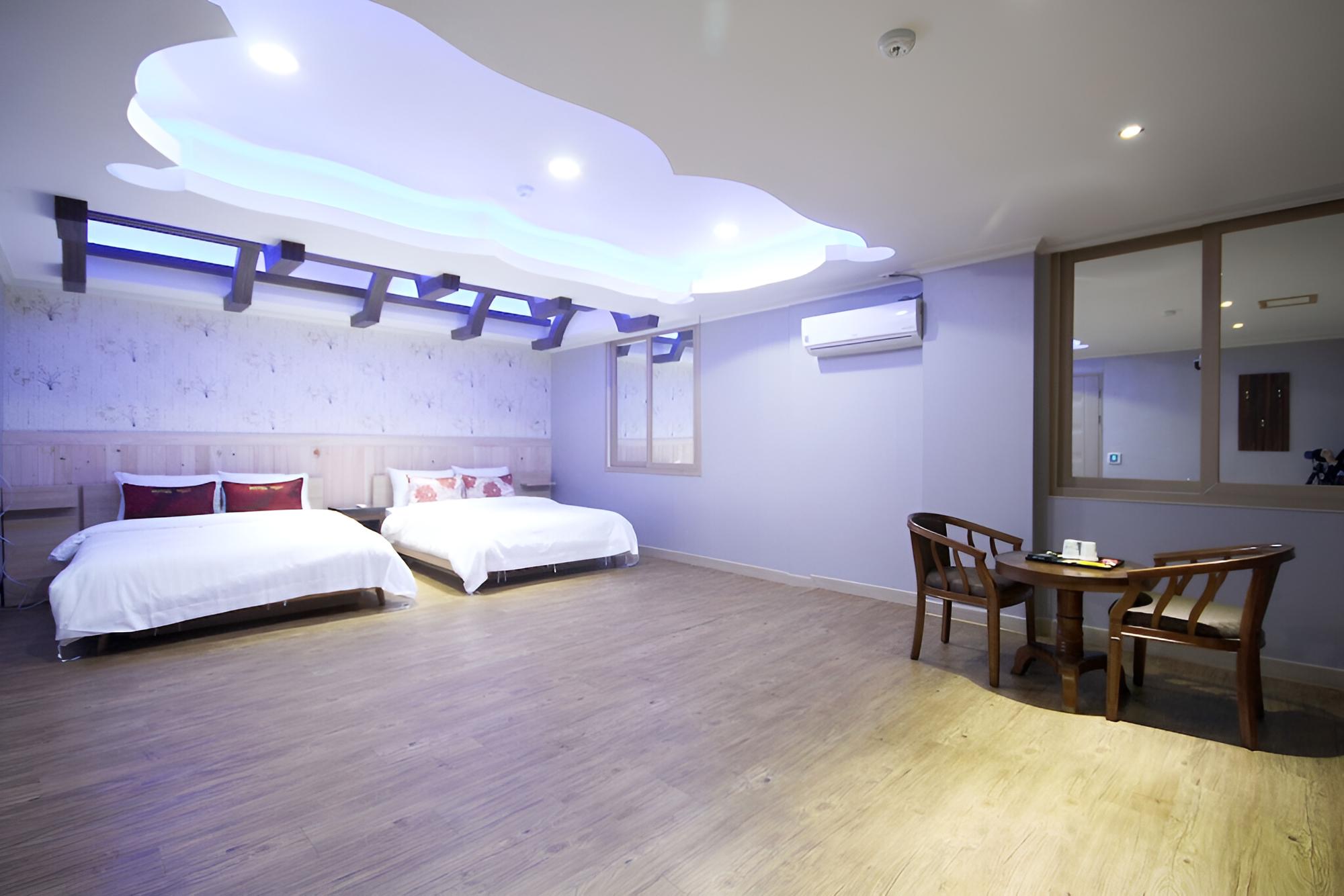 Room (Special Room)