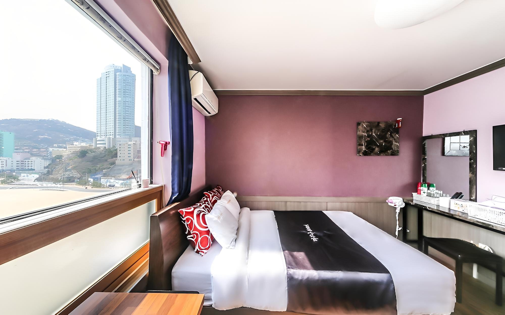 Room (Ocean View Deluxe)