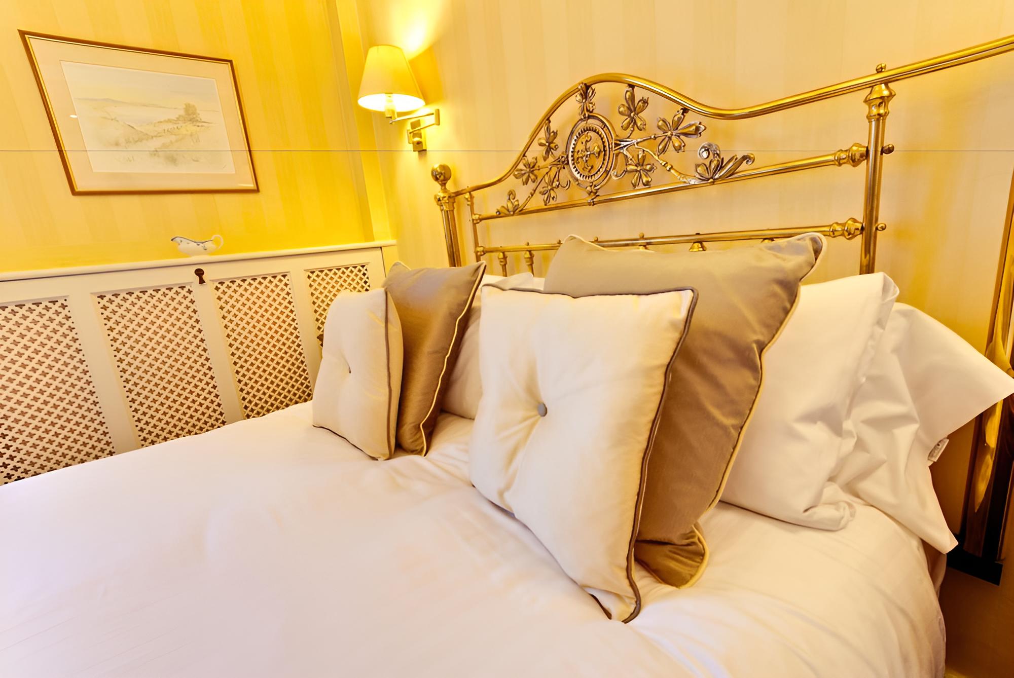 Standard Double Room, Shower
