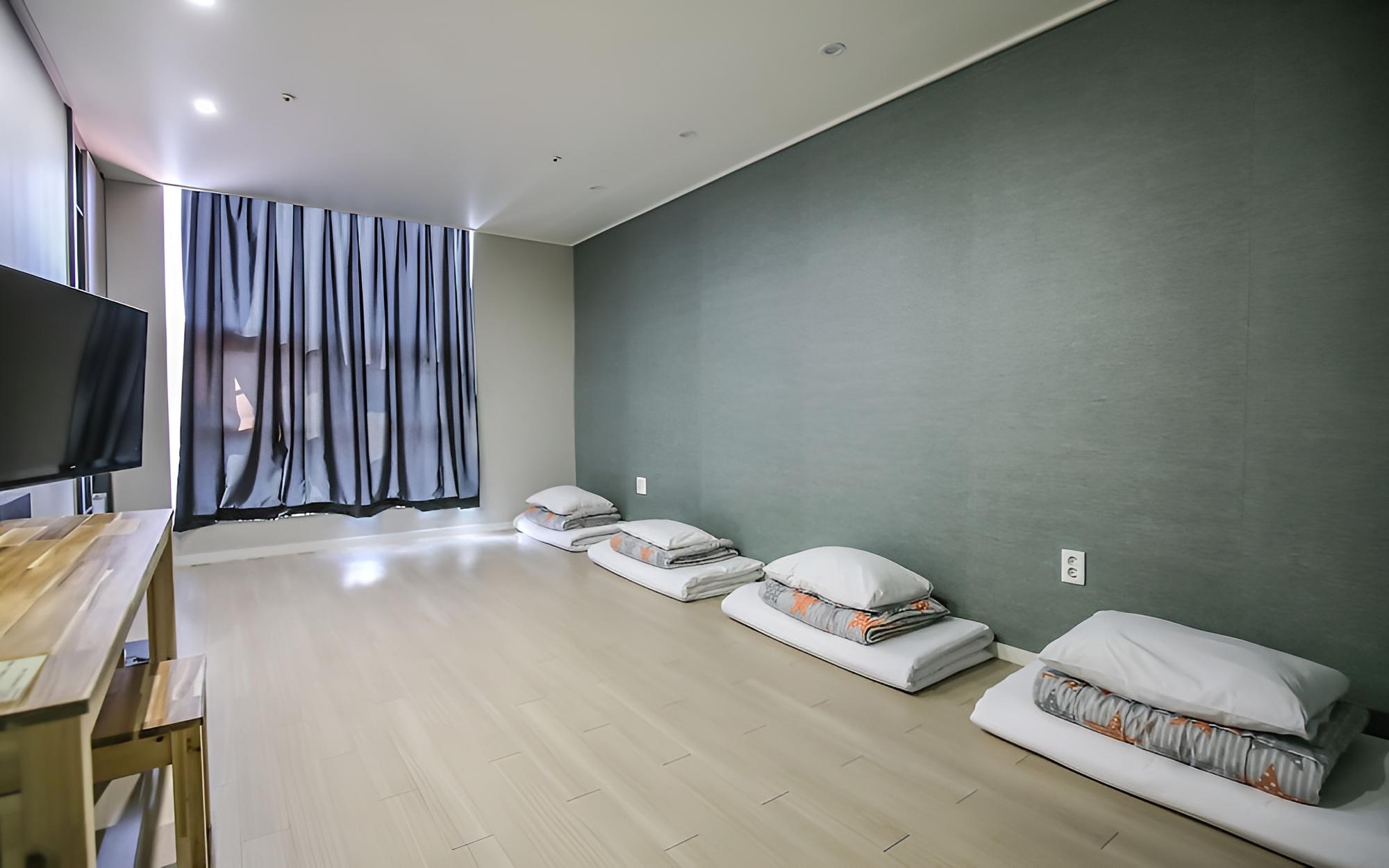 Room (Ondol (4 persons))
