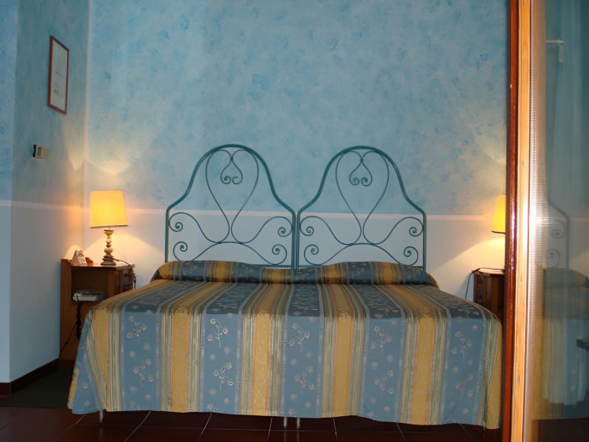 Triple Room, Sea View photo 3