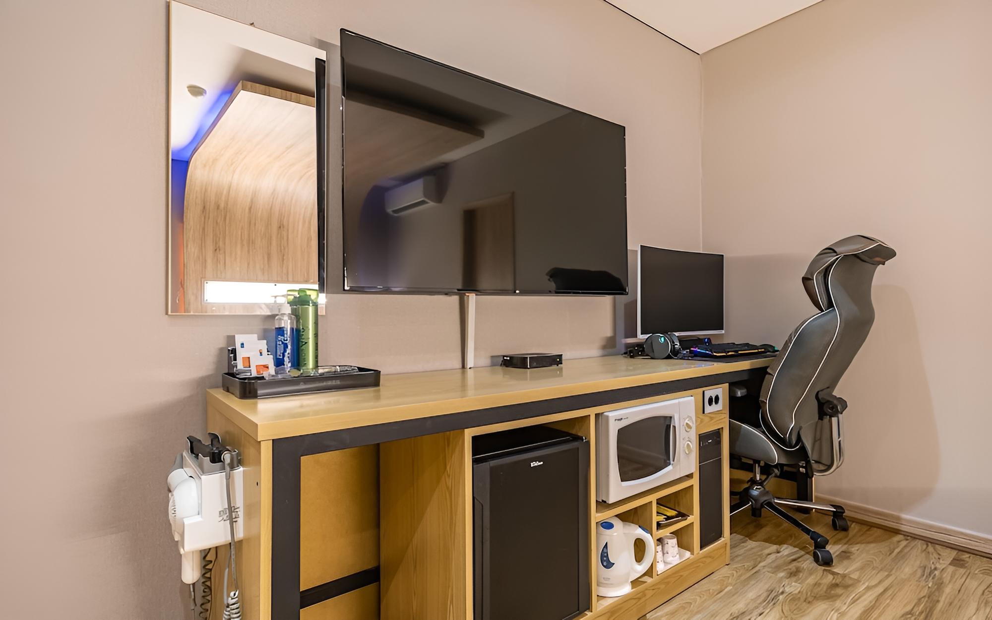 Room (VIP (Netflix styler available massage) - Photo 9