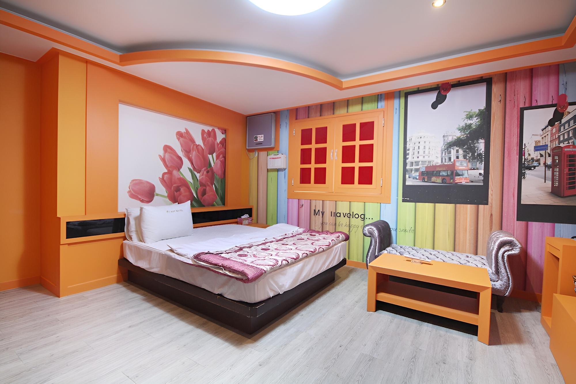 Room (Deluxe room)