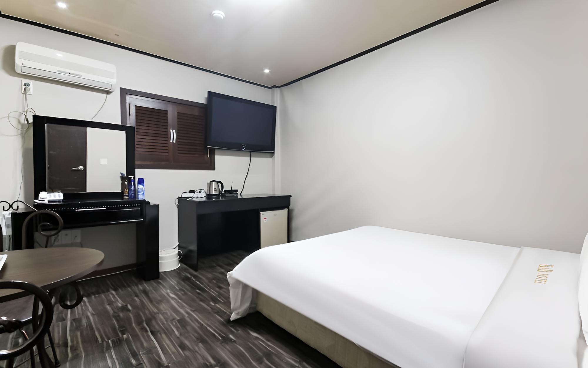 Room (Standard Room)