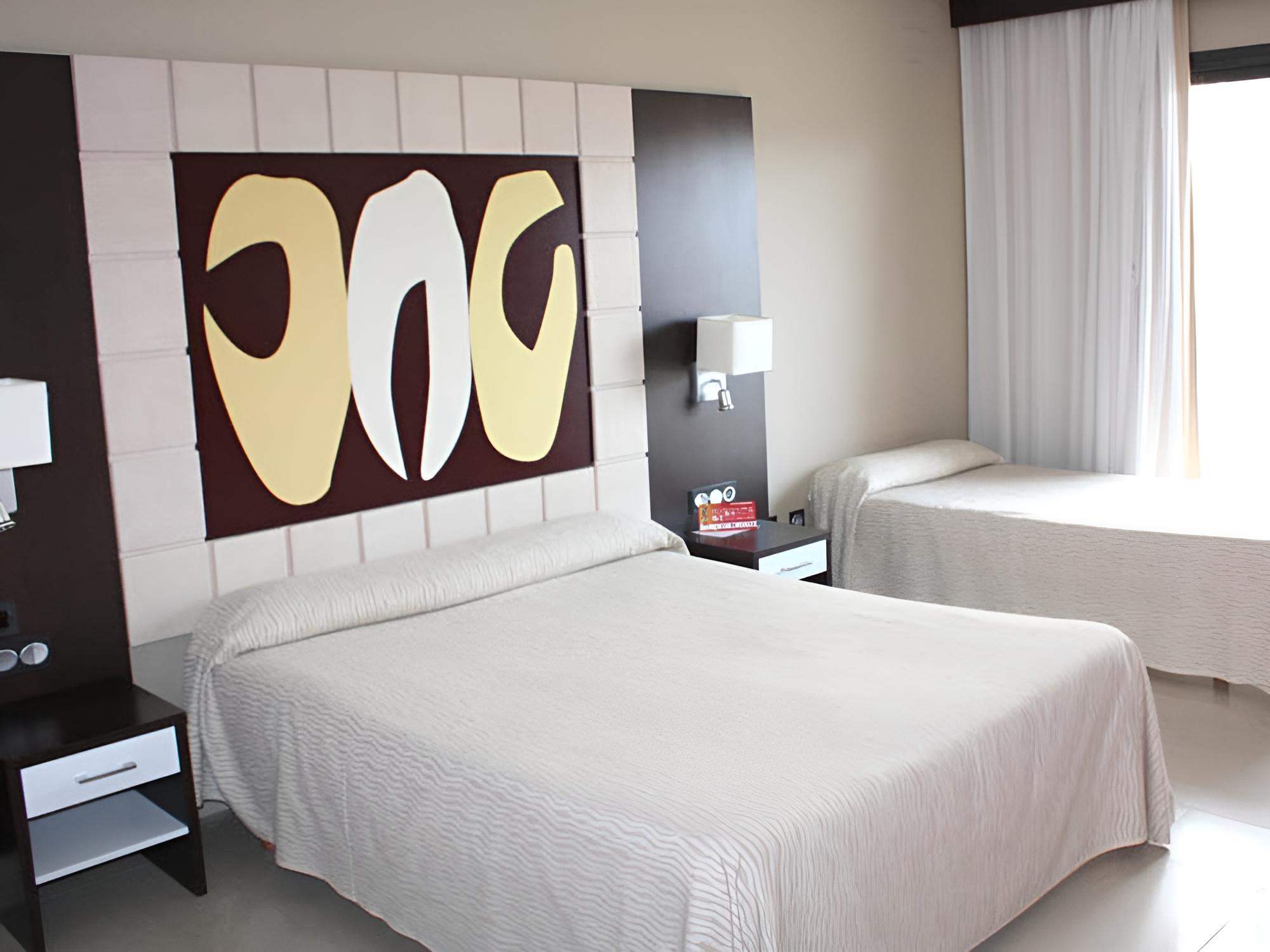 Double Room (with sofa bed- 3 adults)