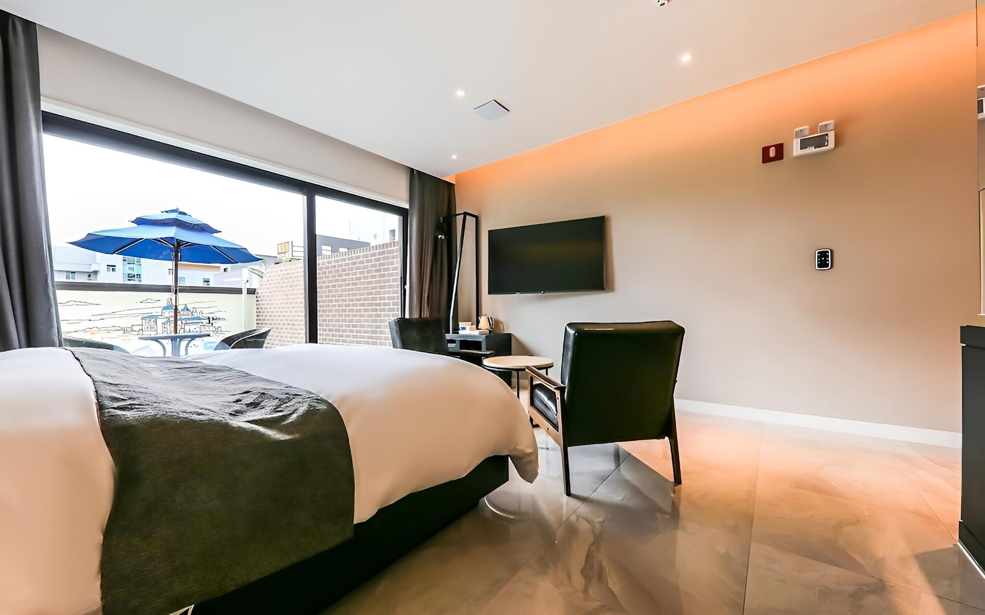 Room (Terrace Room) - Photo 13