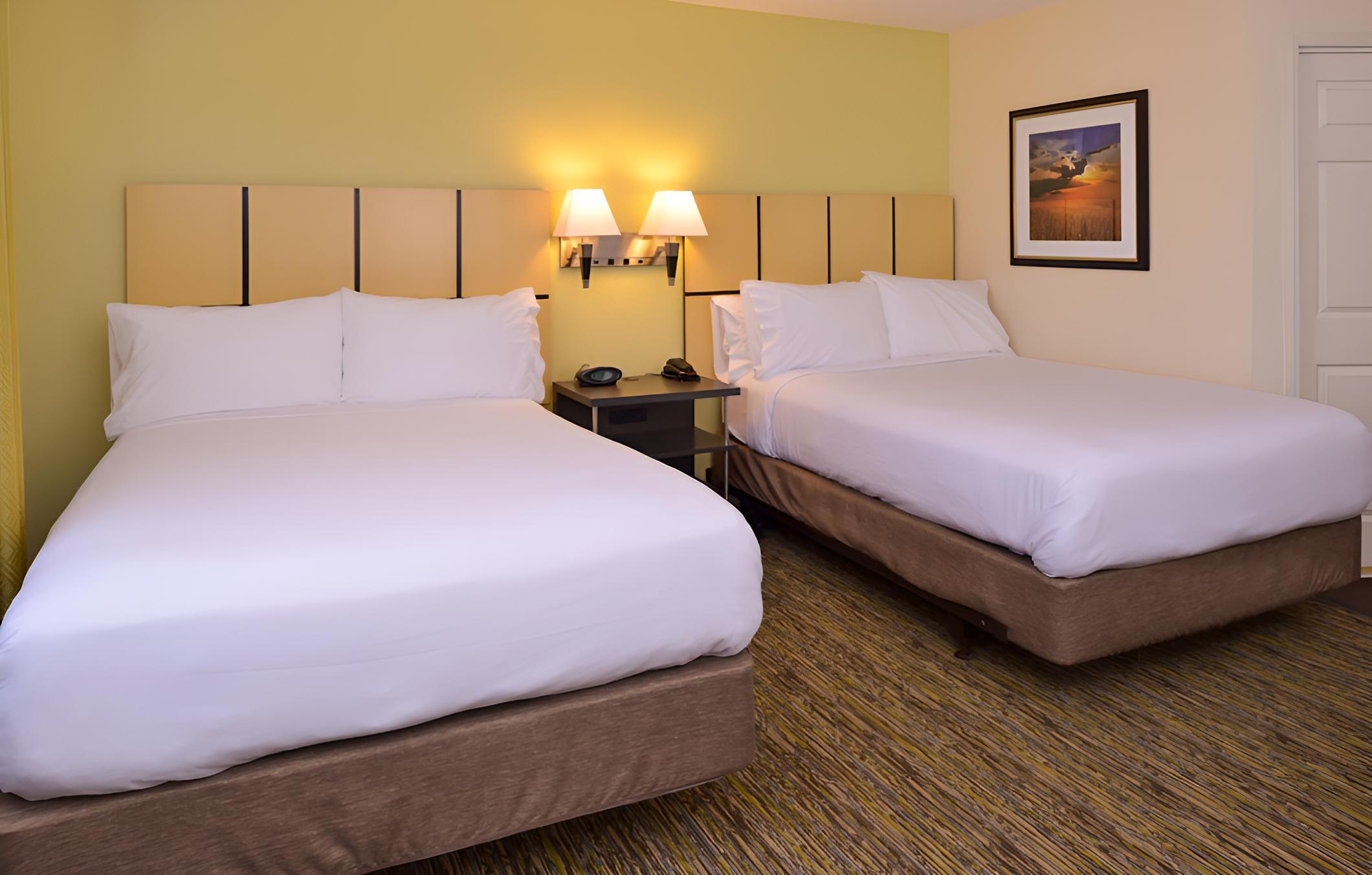 Studio Suite, 2 Double Beds, Accessible (Hearing)