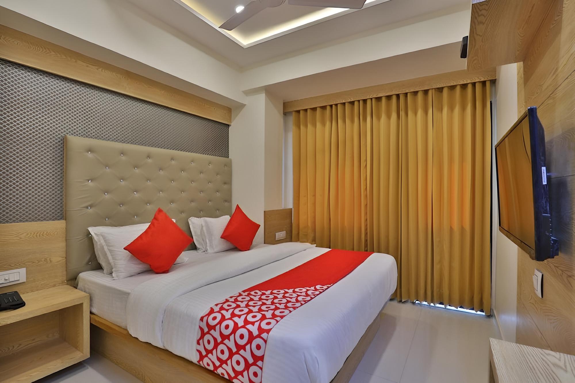 Deluxe Double Room, 1 Double Bed, City View