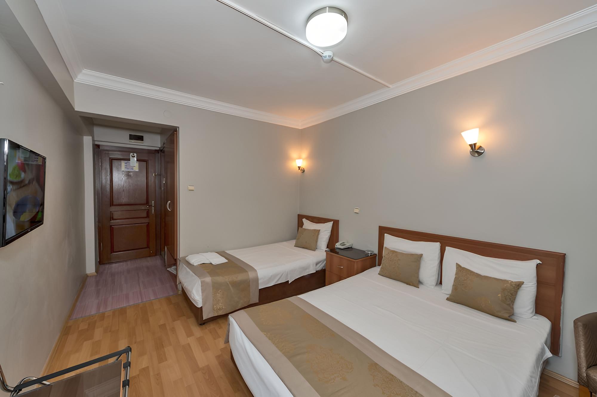 Triple Room photo 3
