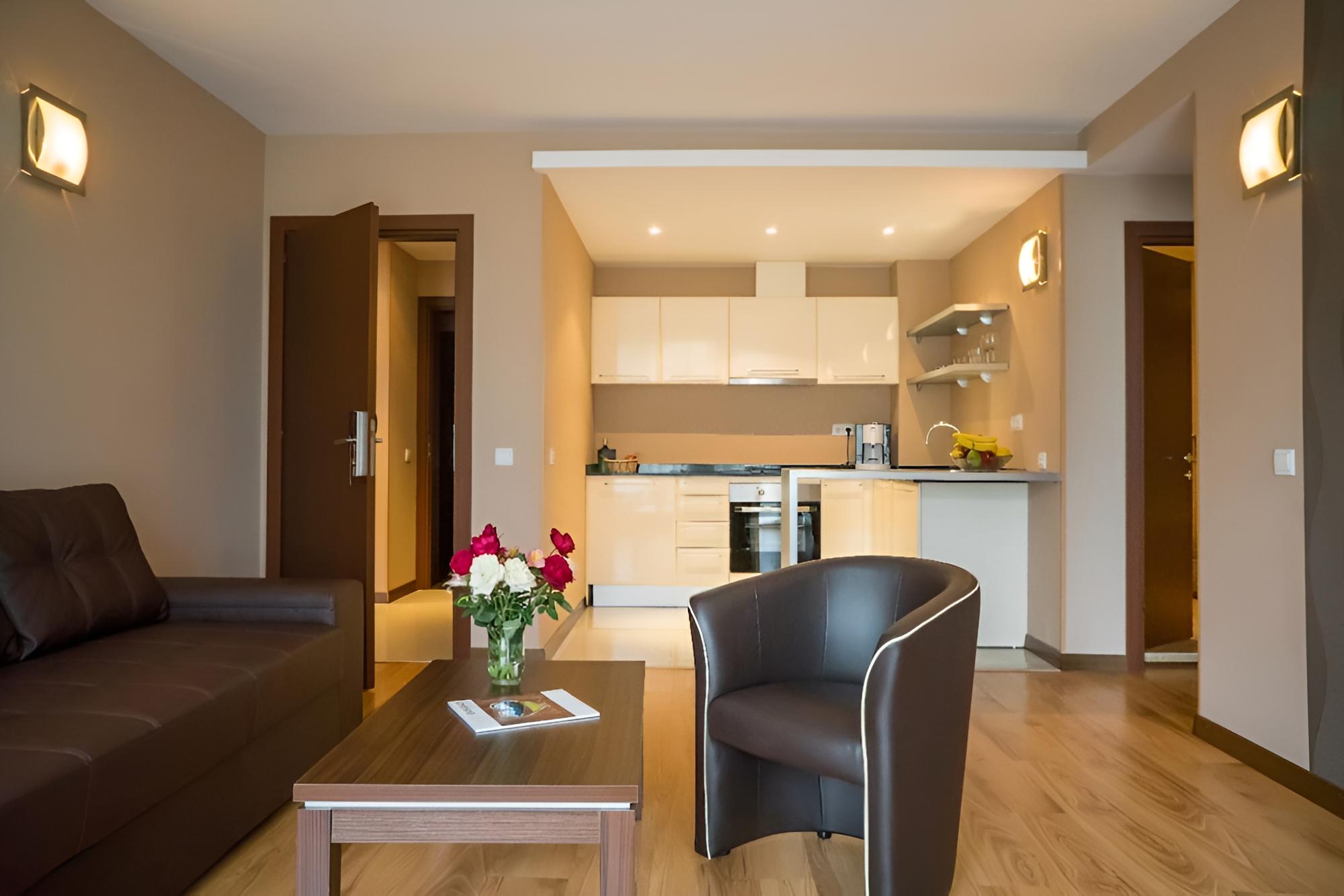 Apartment, 1 Bedroom (Main Building) - Photo 4
