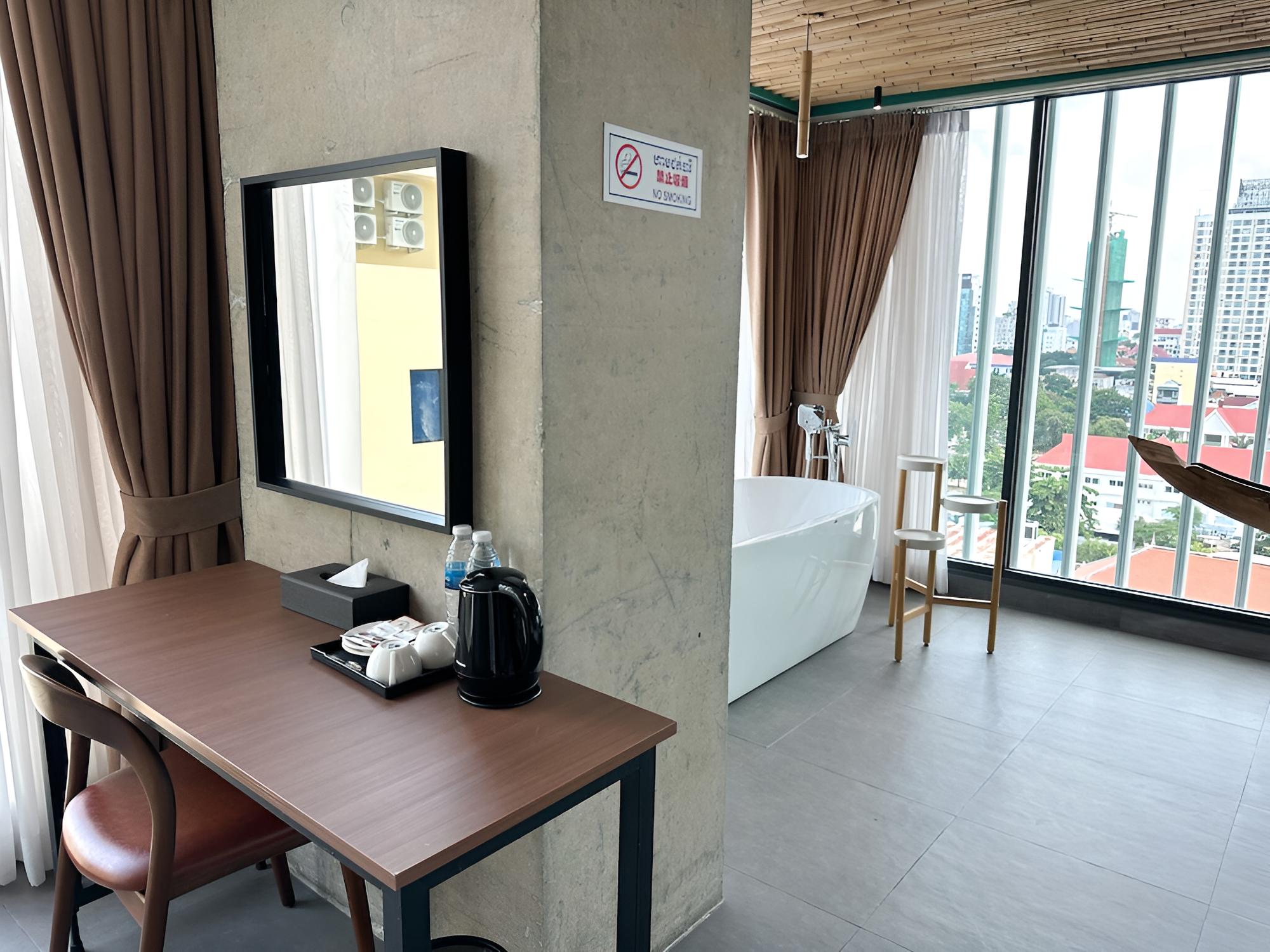 Deluxe Suite
