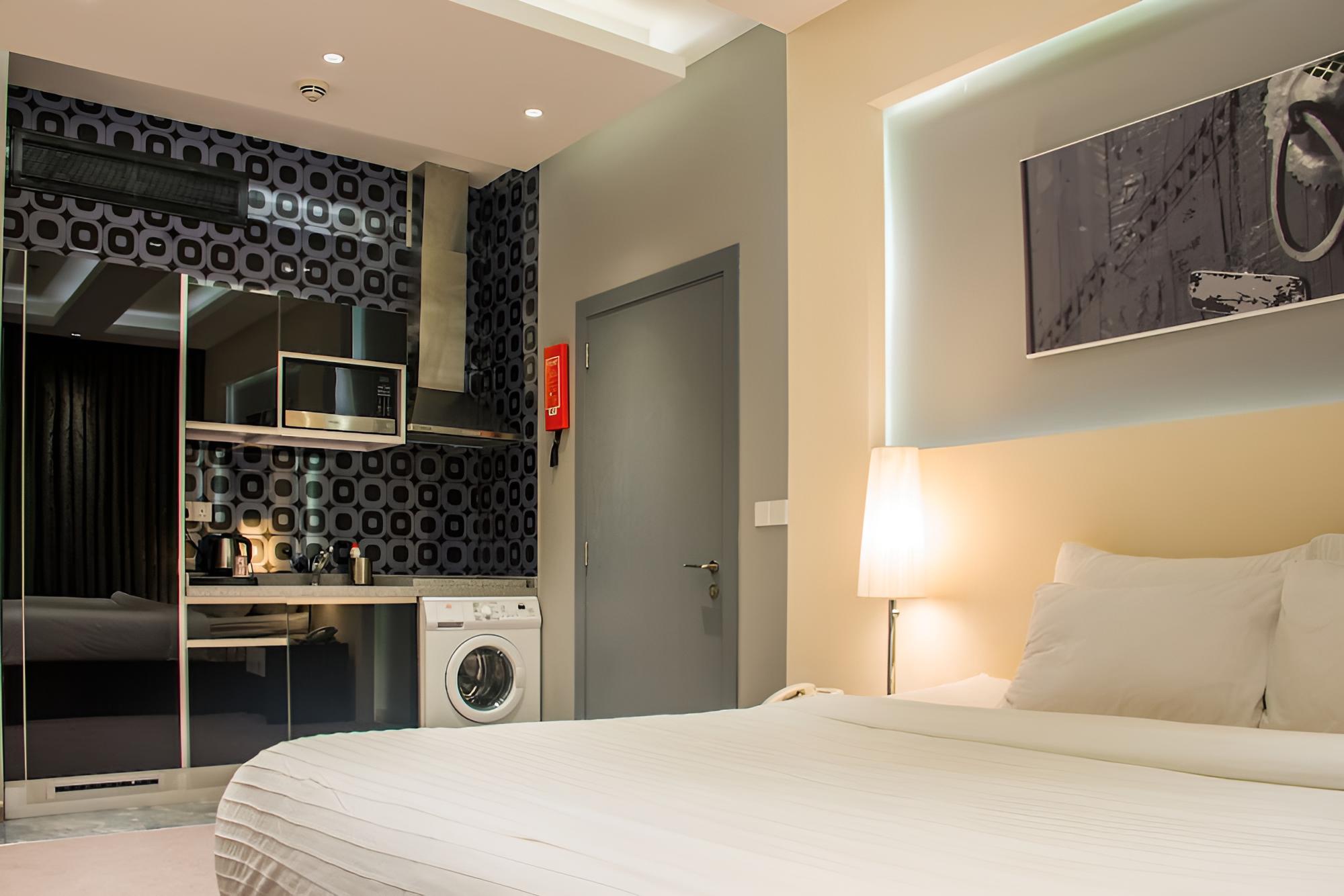 Studio, 1 King Bed