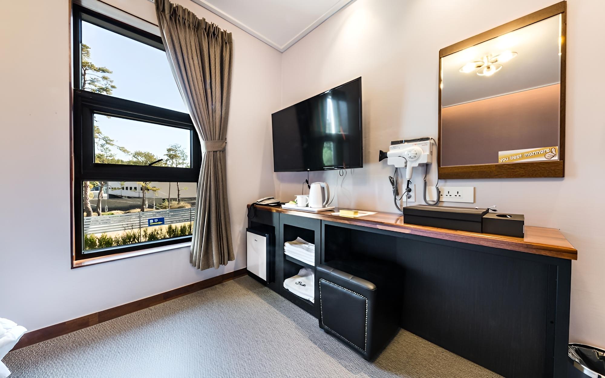 Room (Standard Room)