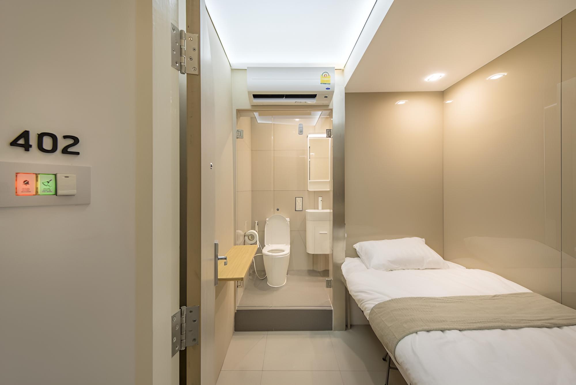 Single Room with Private Bathroom