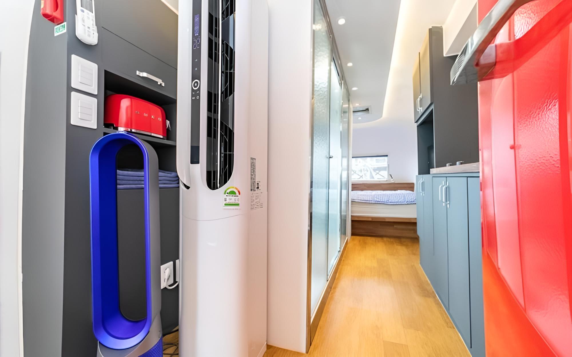 Room (Caravan a103)