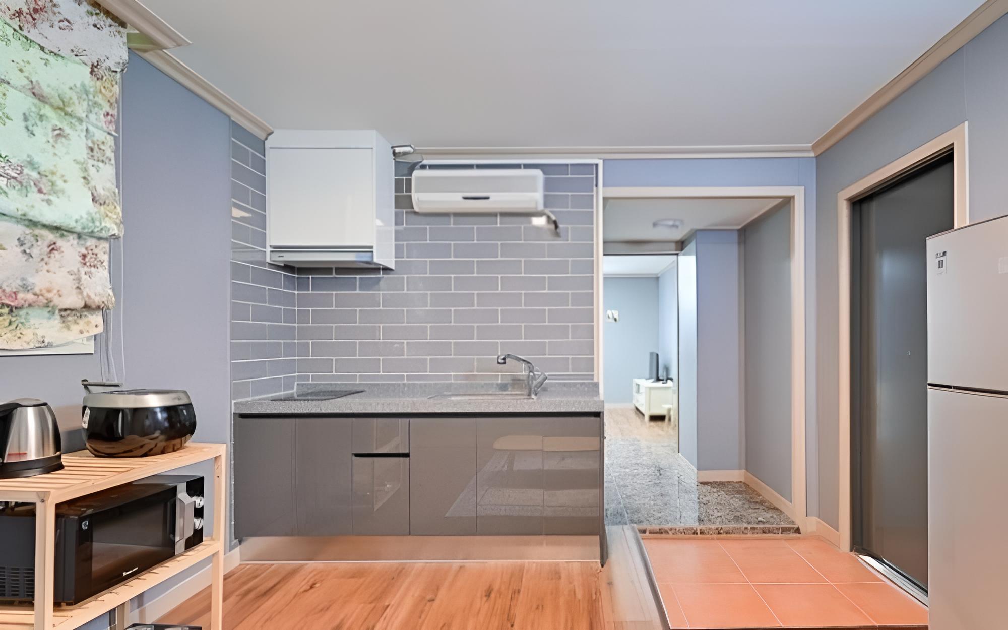 Room (Sage (two rooms)) photo 3