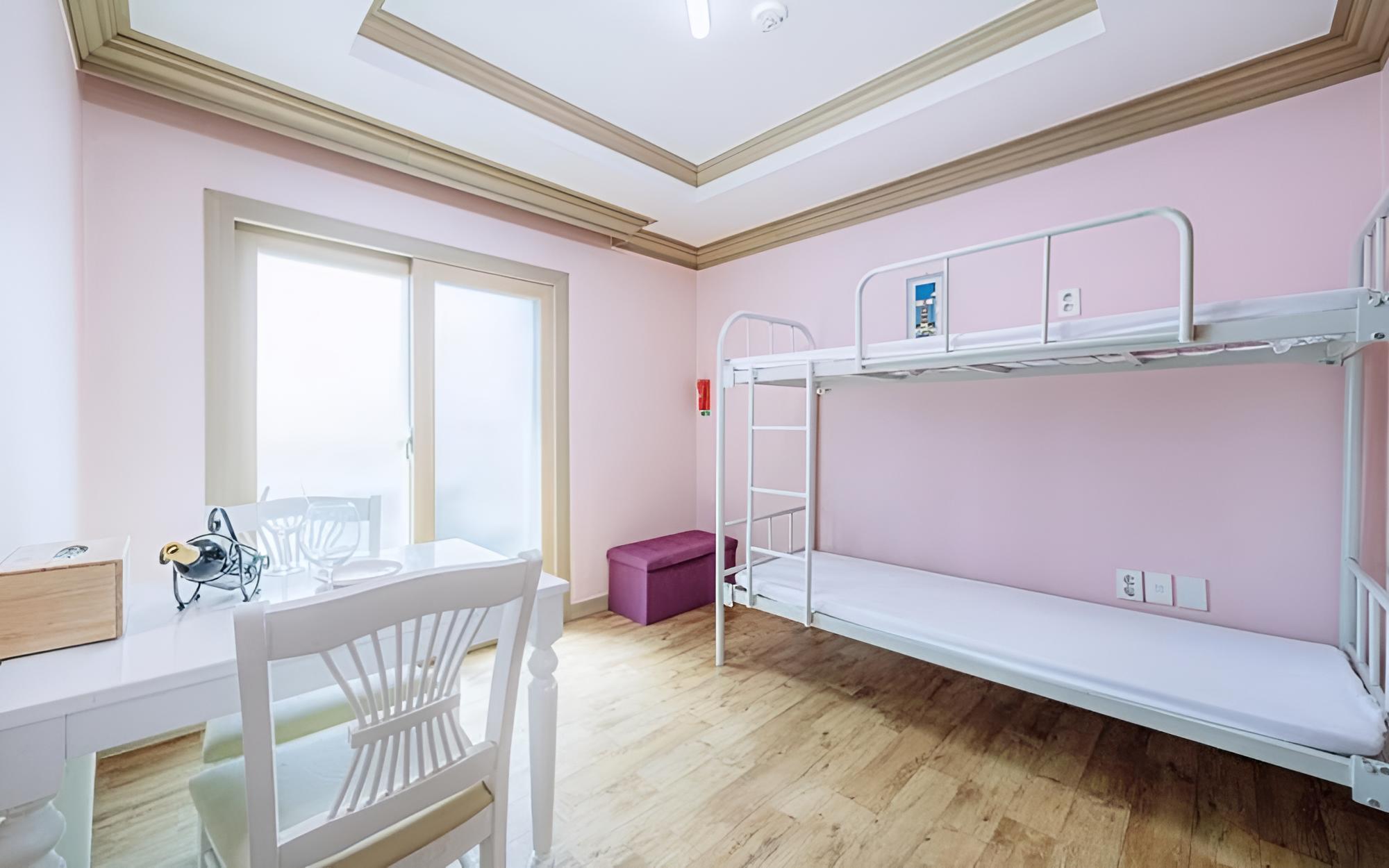 Room (Blue 3rd floor (4 beds))
