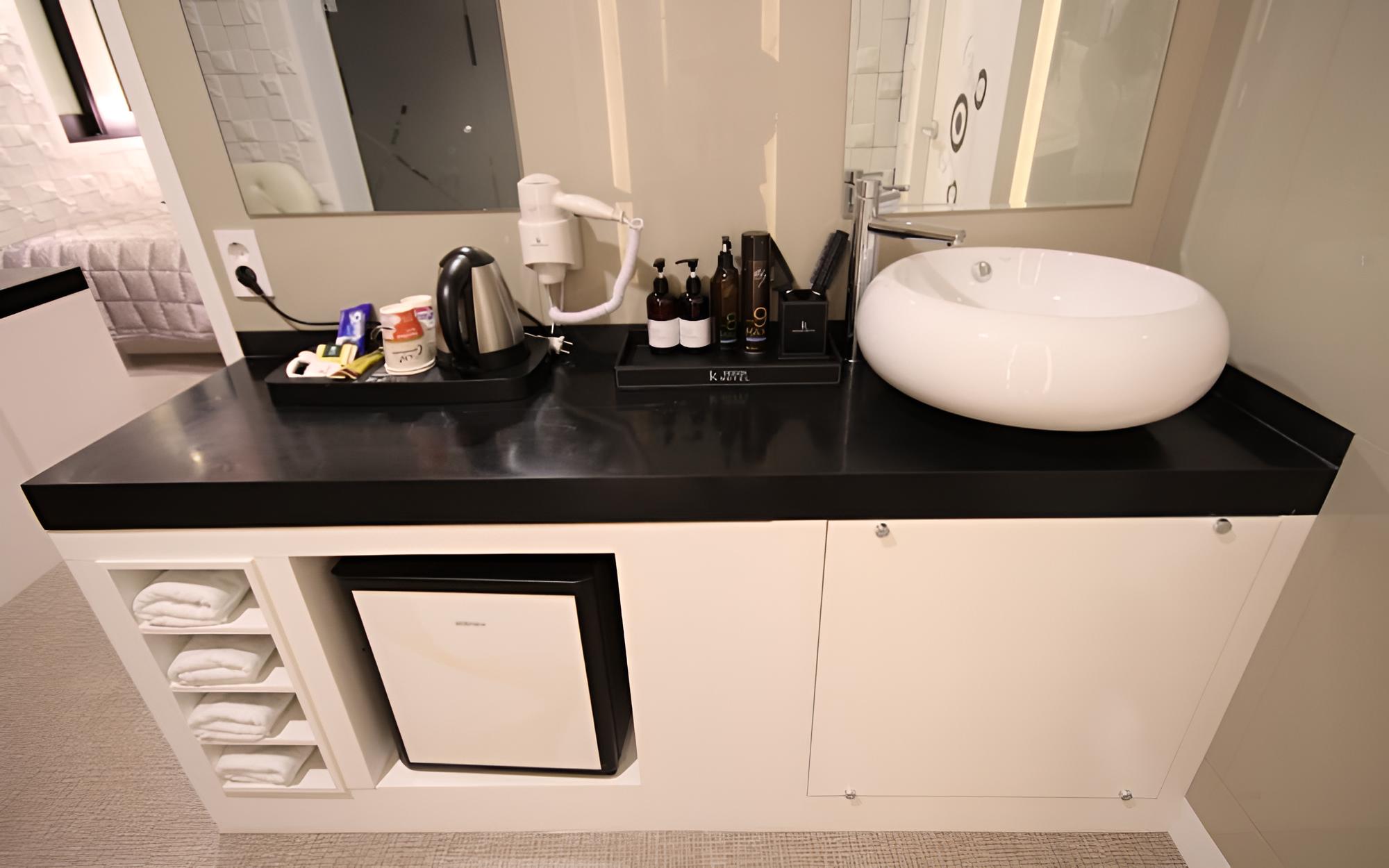 Room (Standard room) - Photo 9
