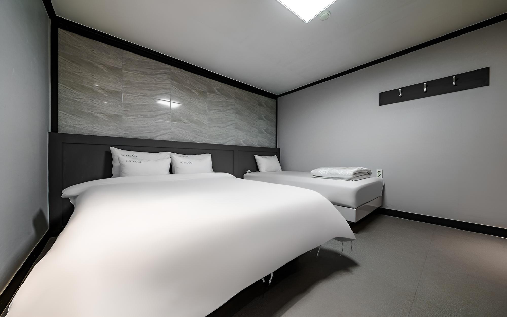 Room (Premium Twin)