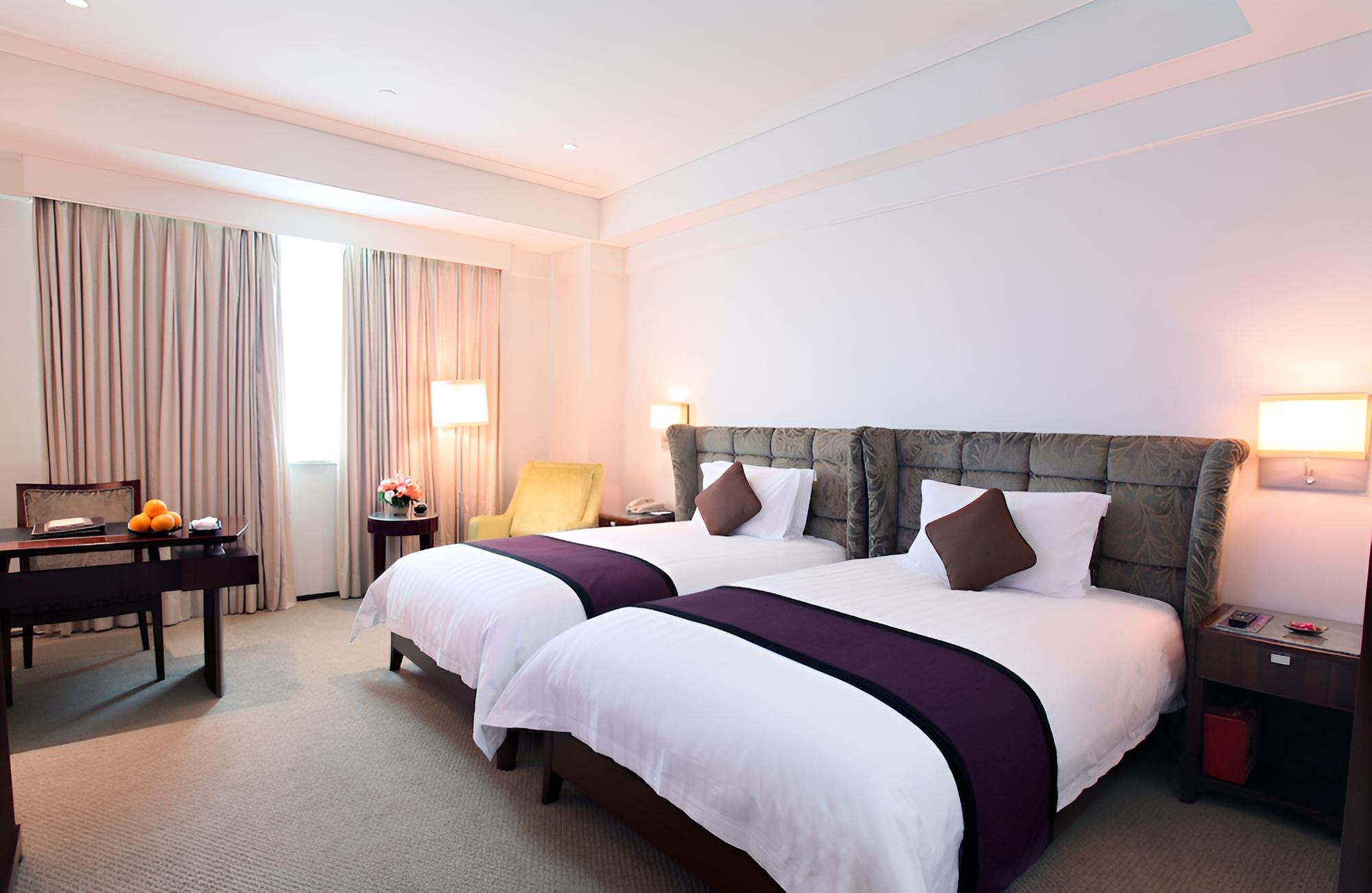 Business Twin Room - Photo 2