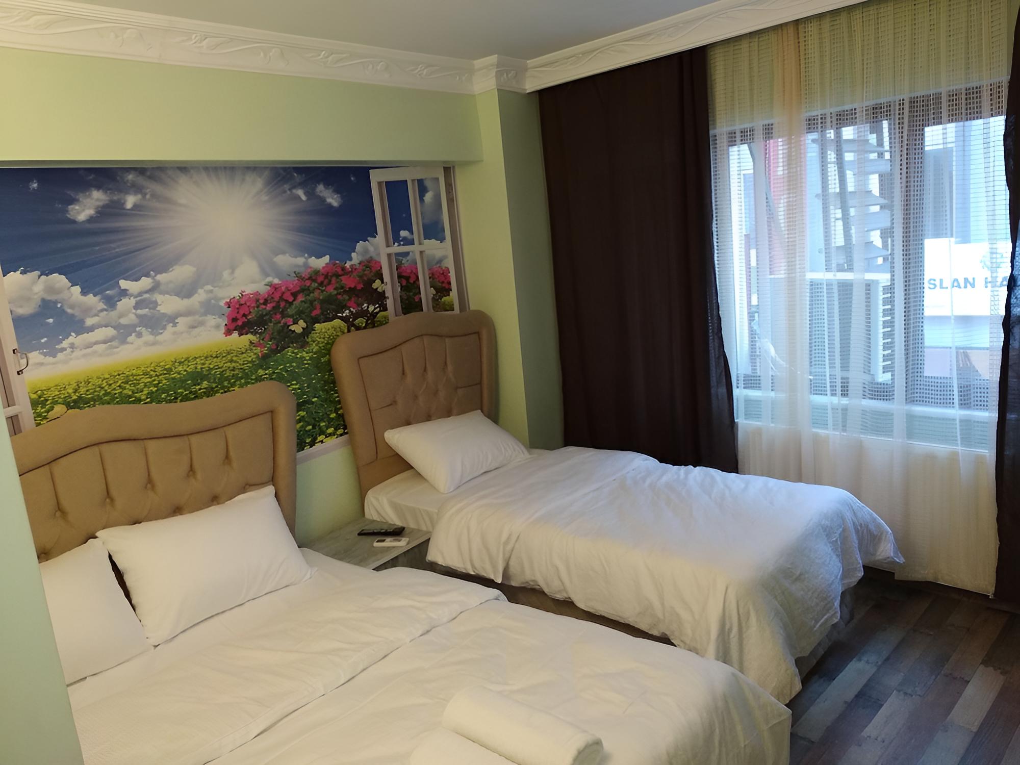 Standard Triple Room photo 3