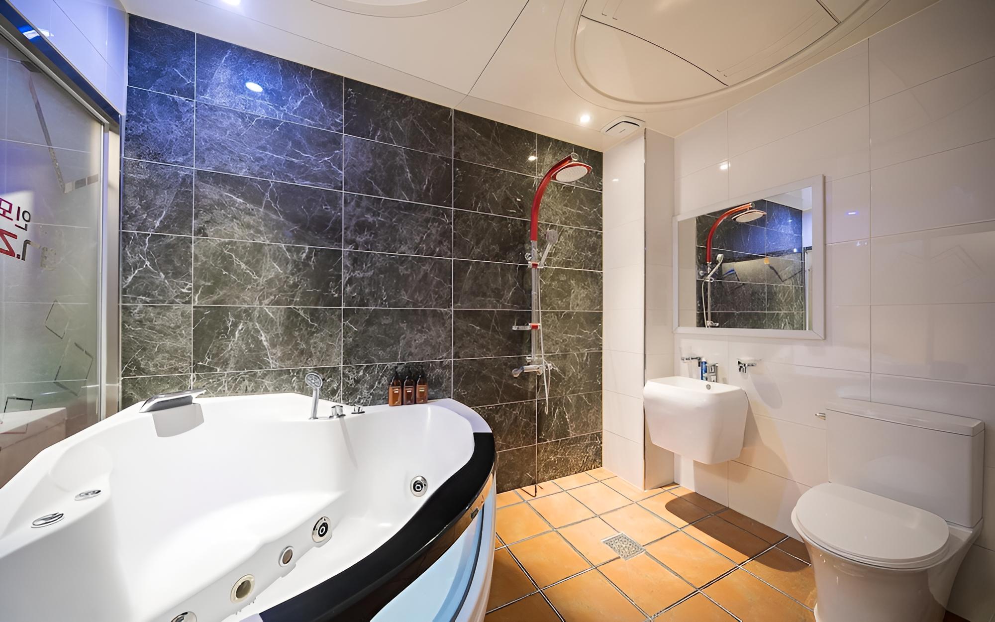Room (Drive-in (bathtub available/excluding) photo 3