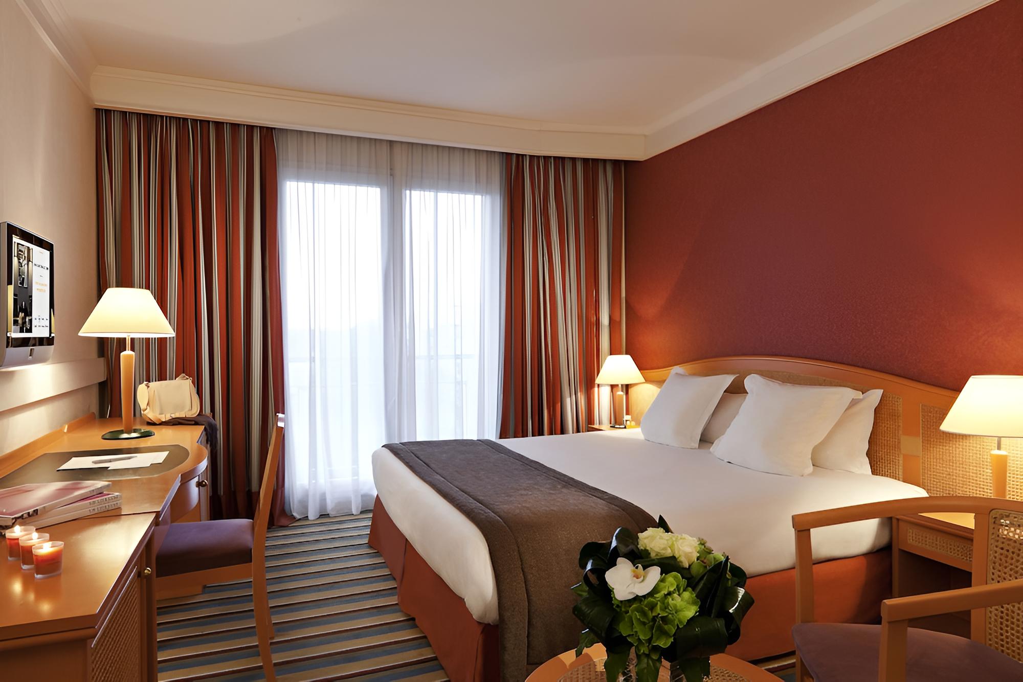 Superior Room, Lake Side