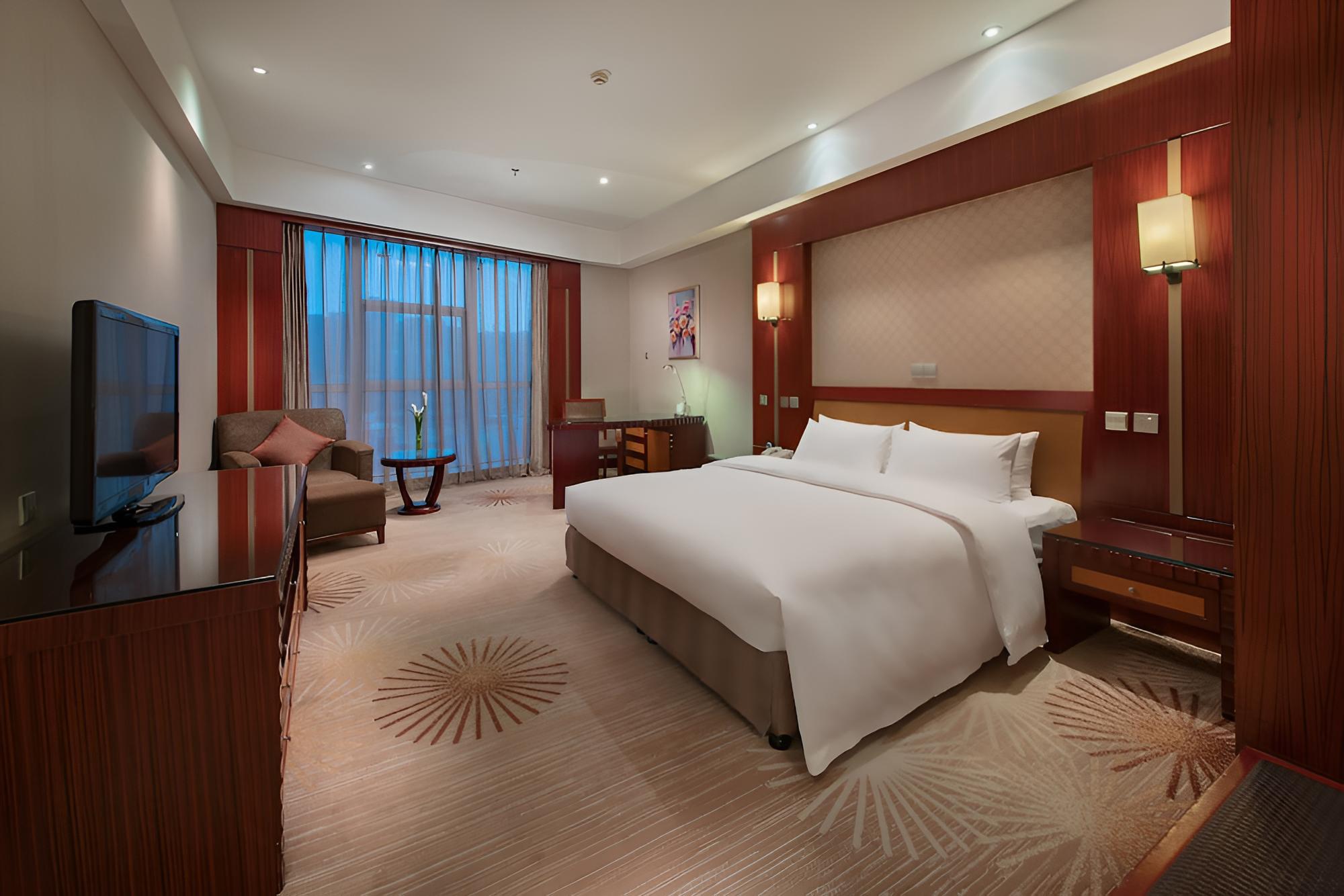 Signature Suite
