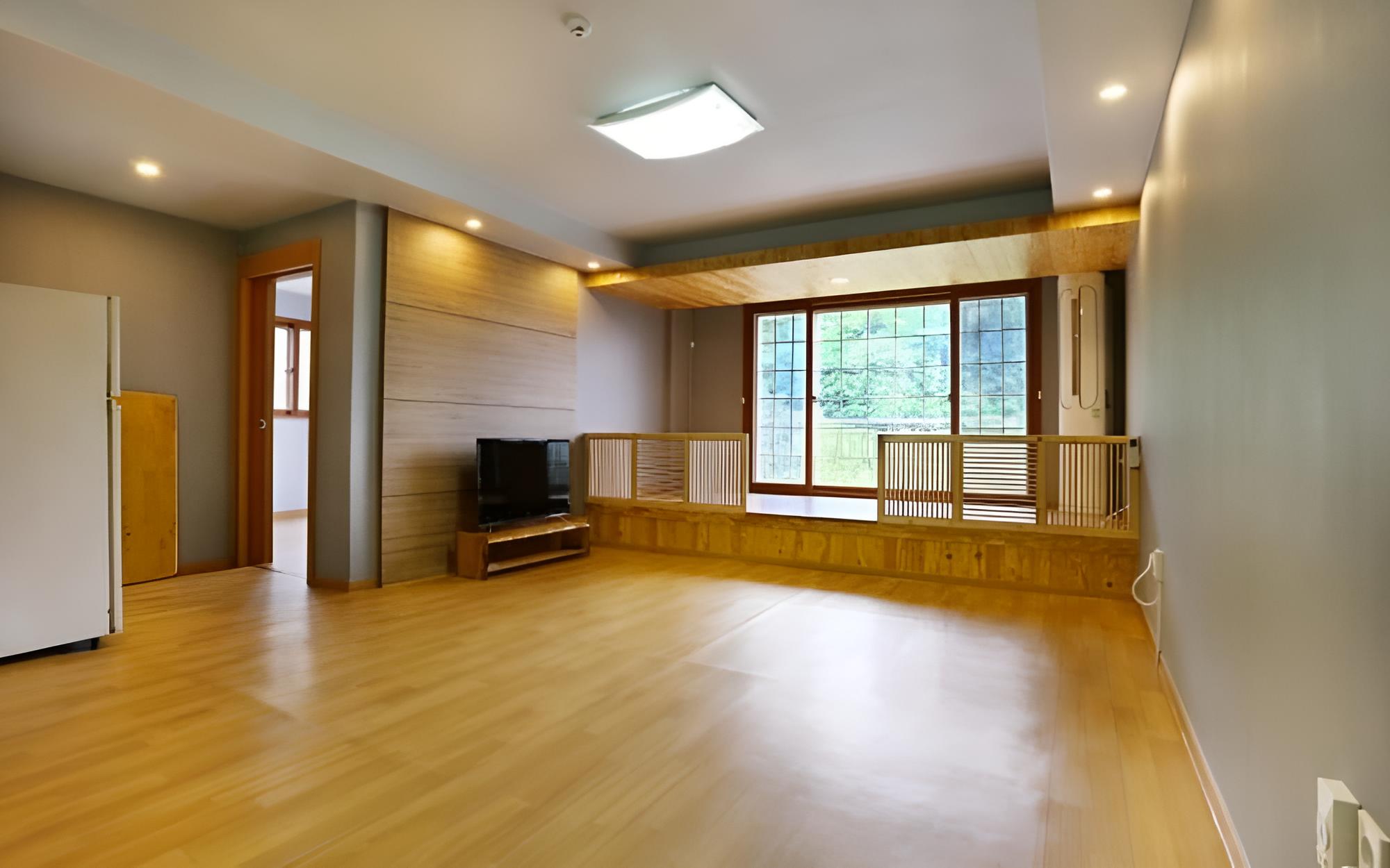 Room (Large B) photo 3