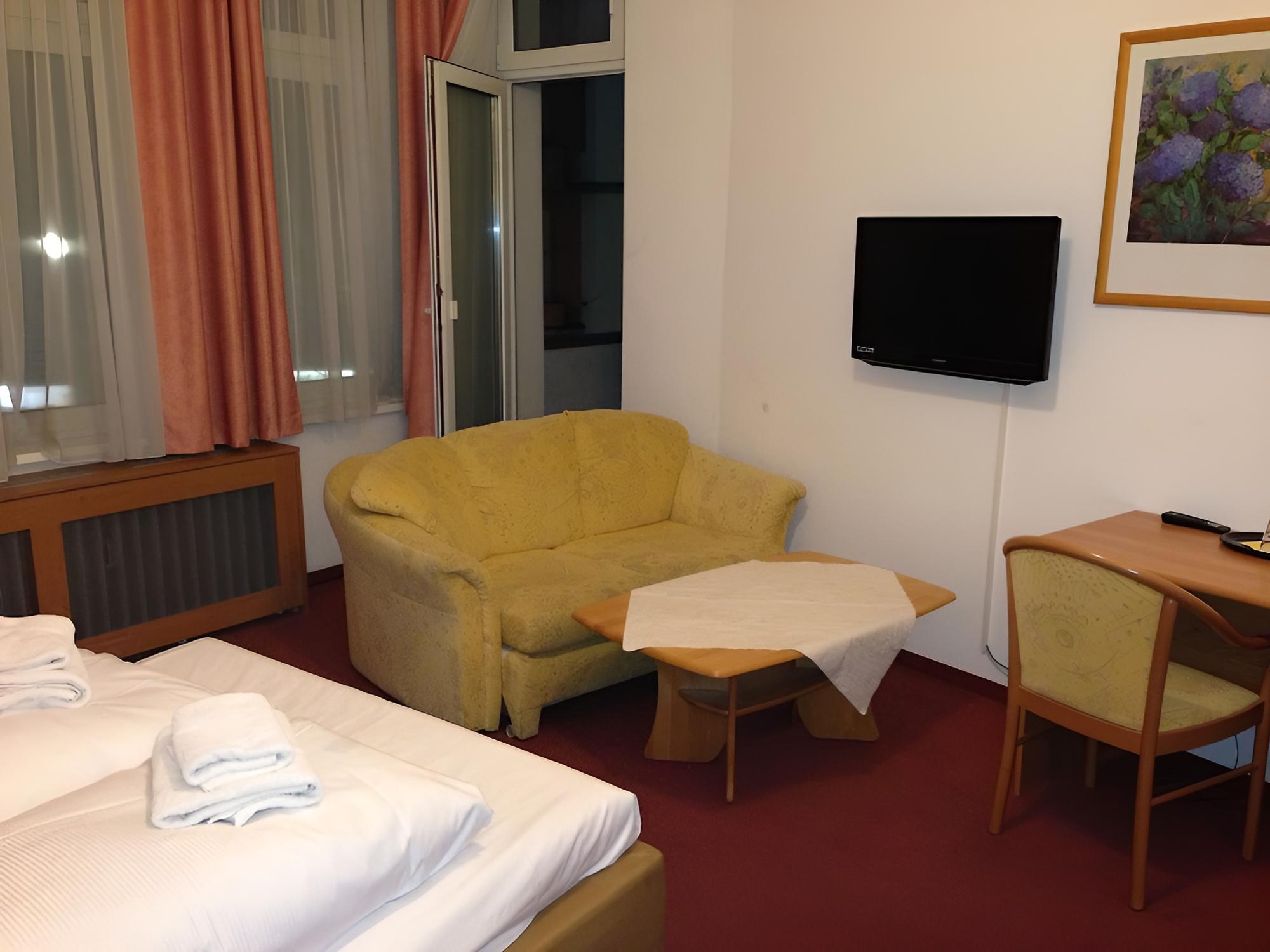 Single Room photo 1