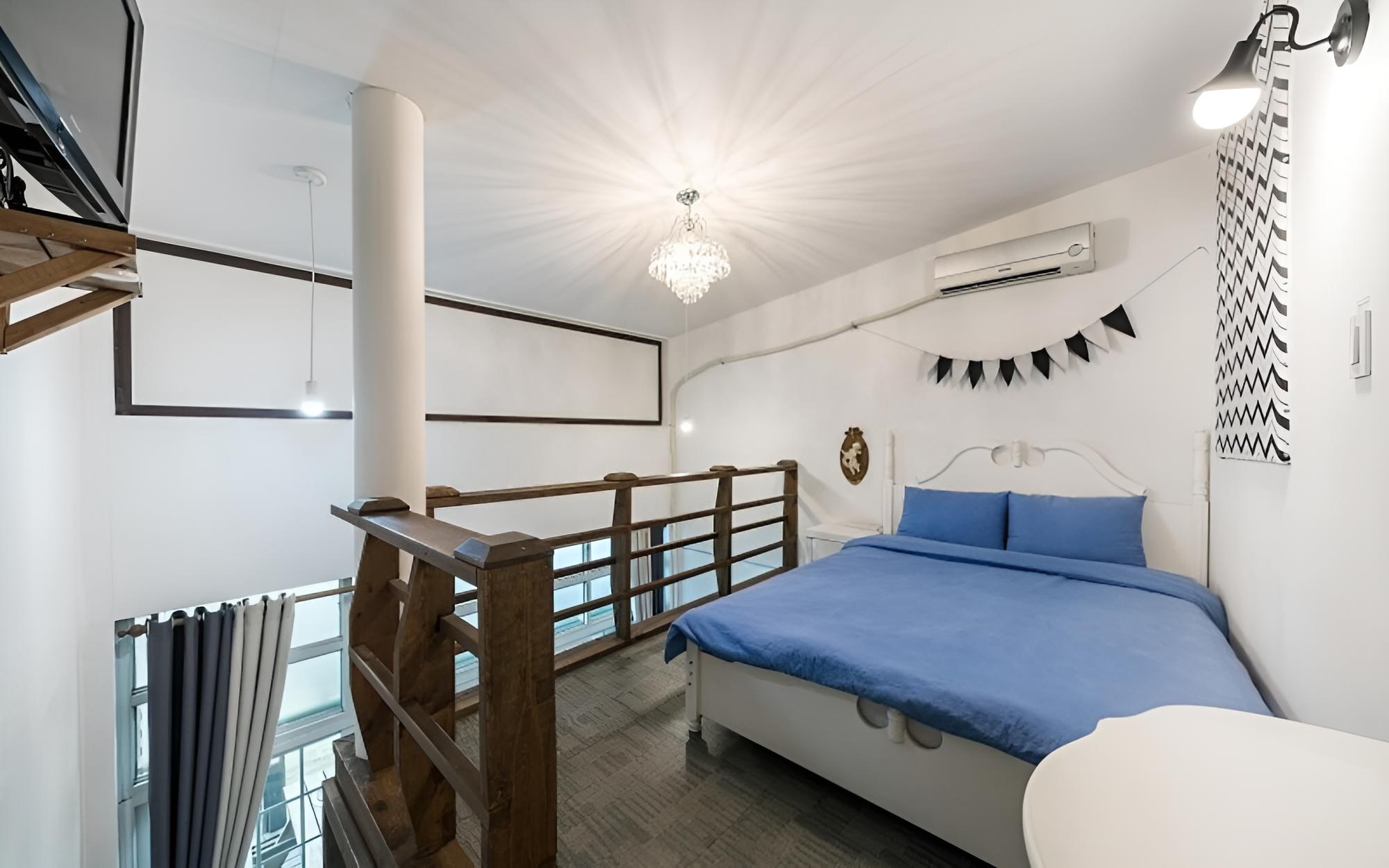 Room (102#(Duplex))