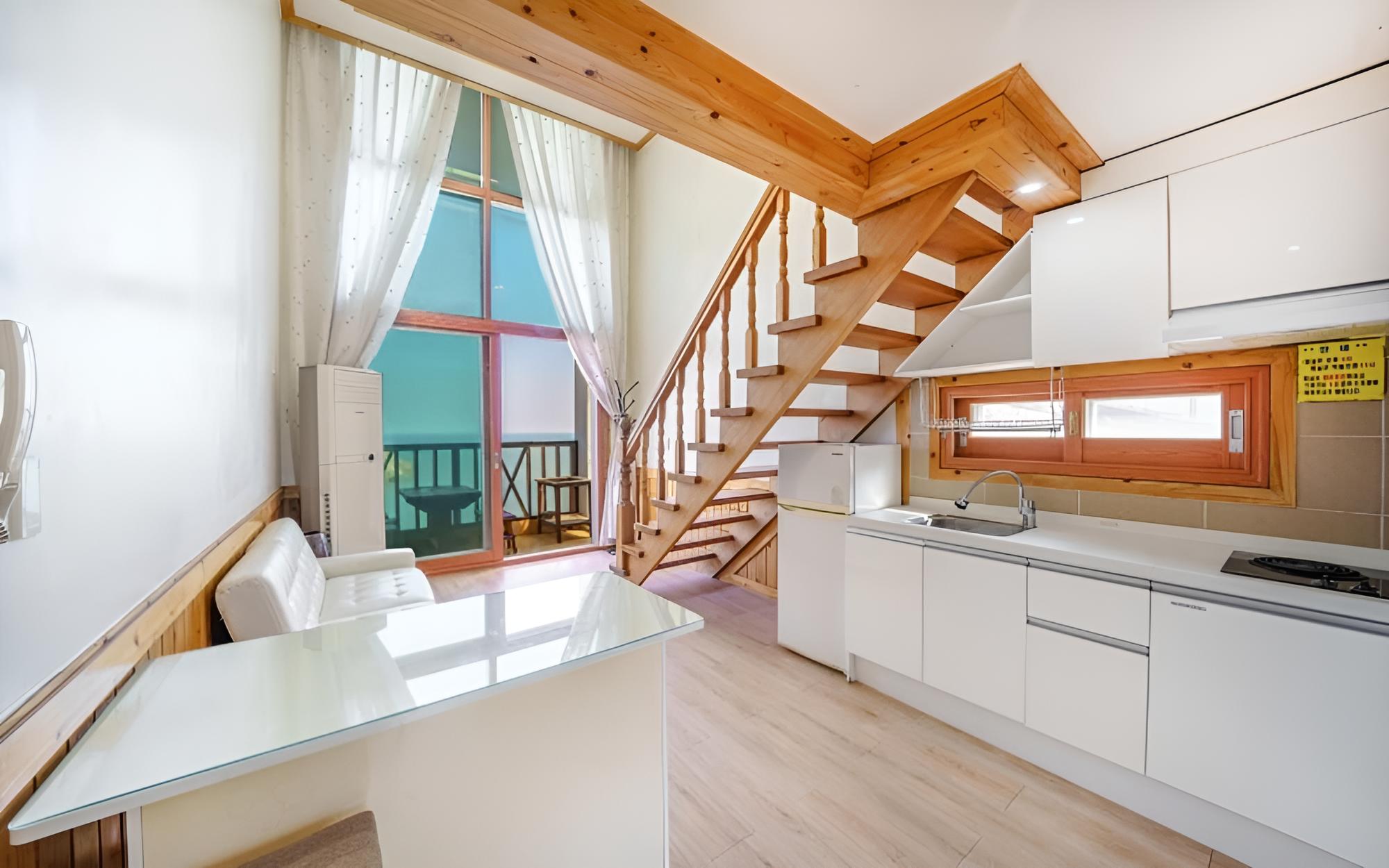 Room (Penthouse No 3 (individual barbecue o) - Photo 6