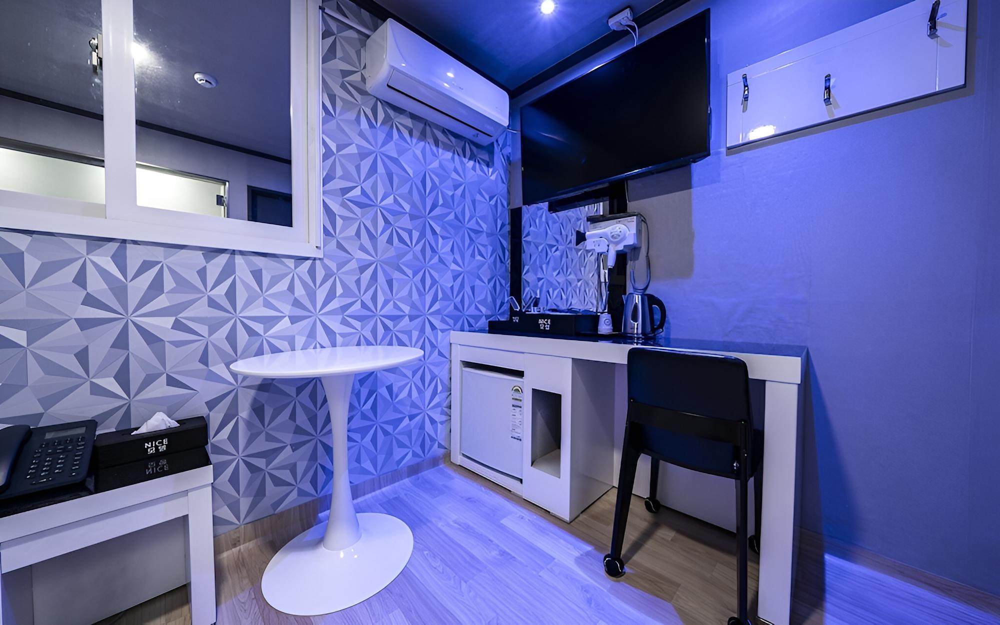 Room (Standard Room) photo 3