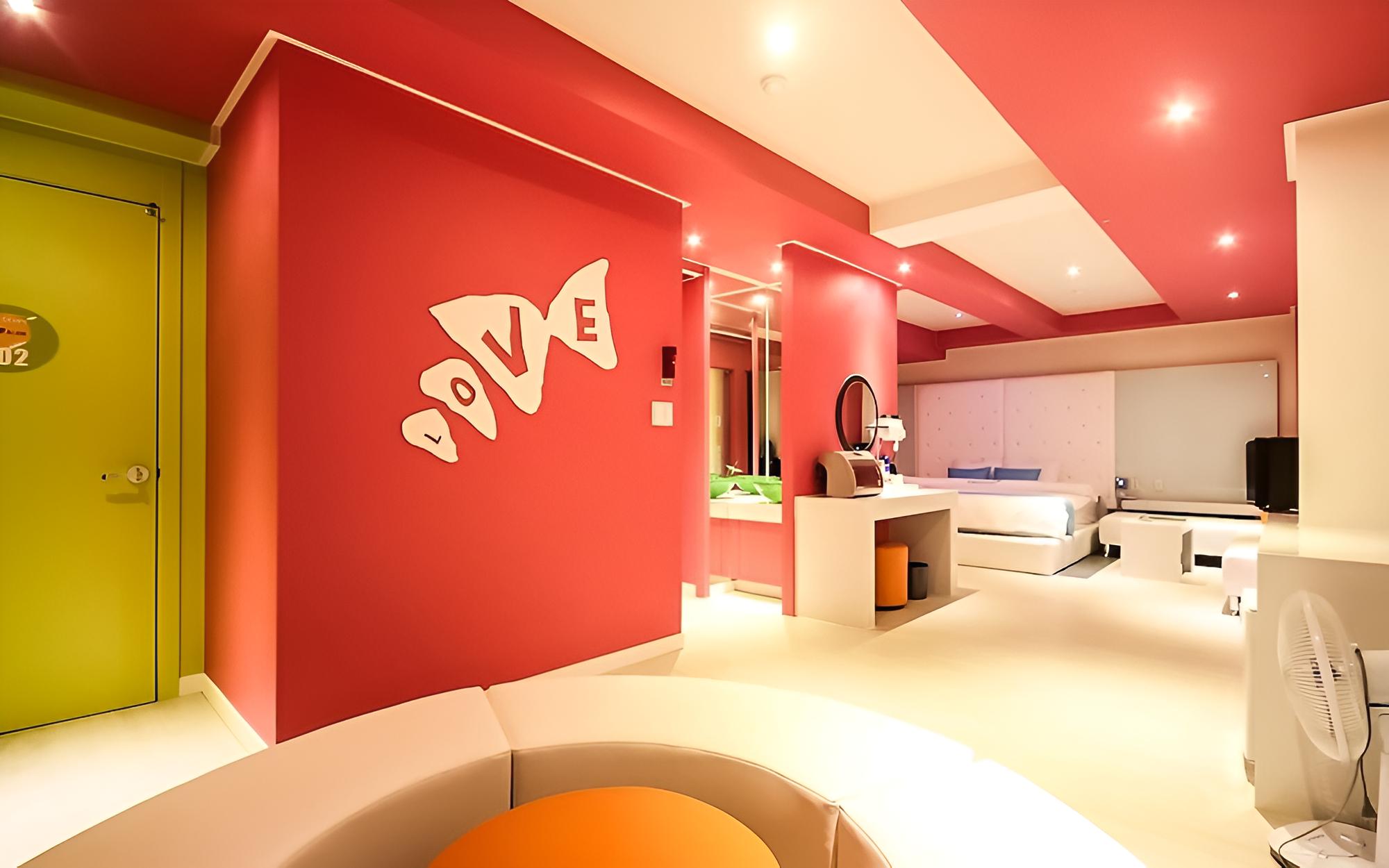 Room (VVIP) - Photo 24