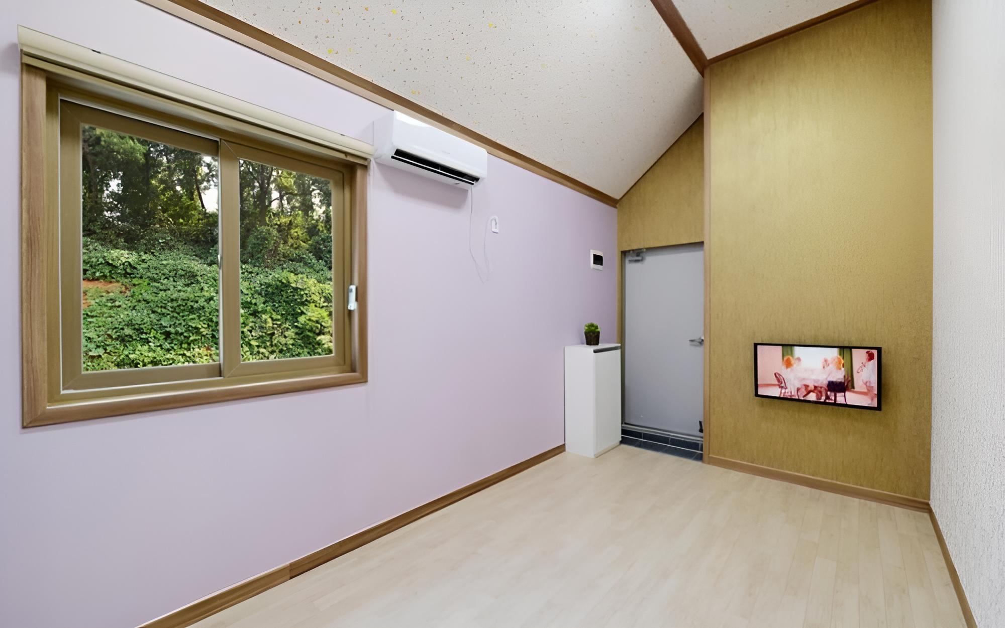 Room (HaneulChae (Building C 203)) photo 2