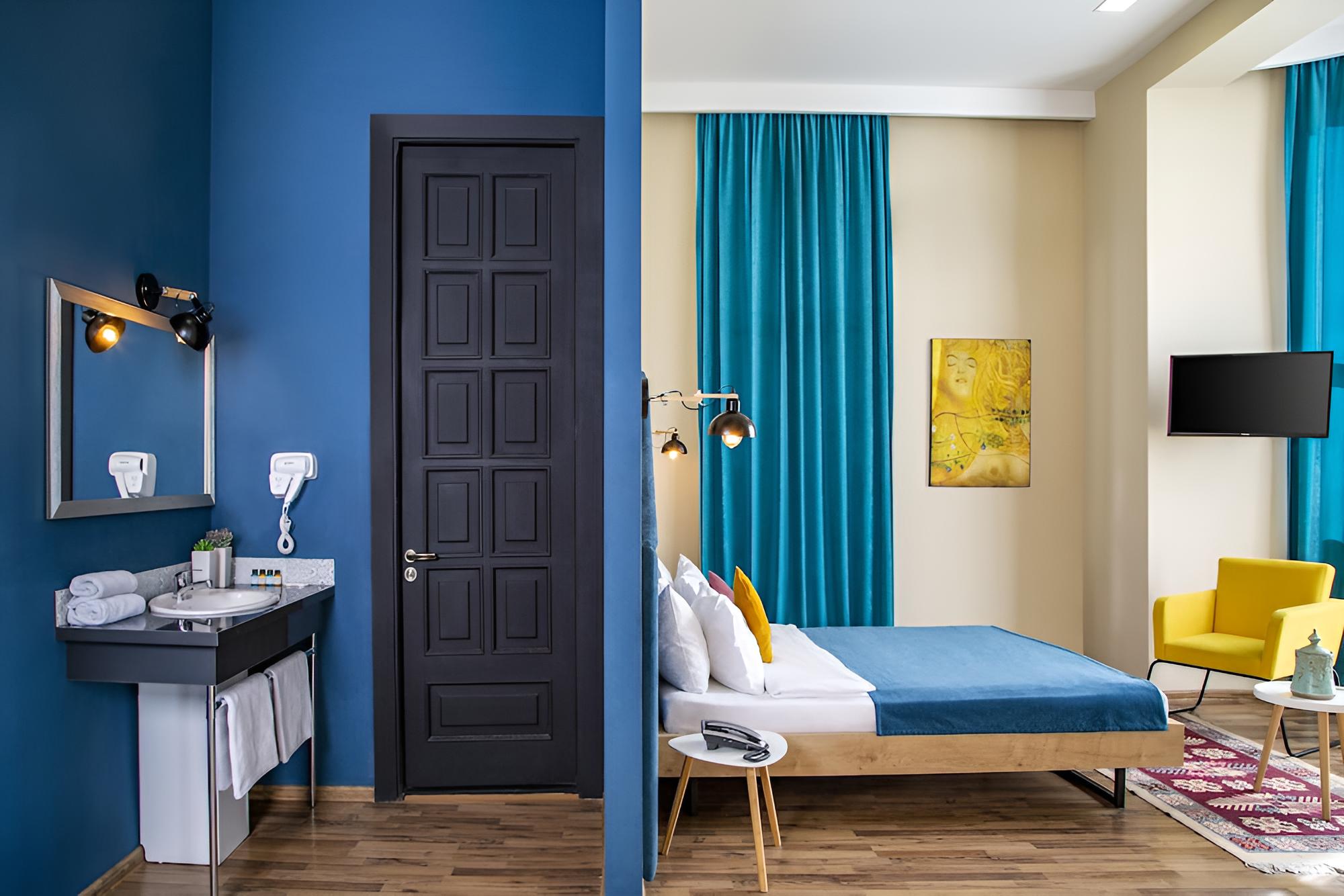 Family Room, 1 Bedroom, Balcony