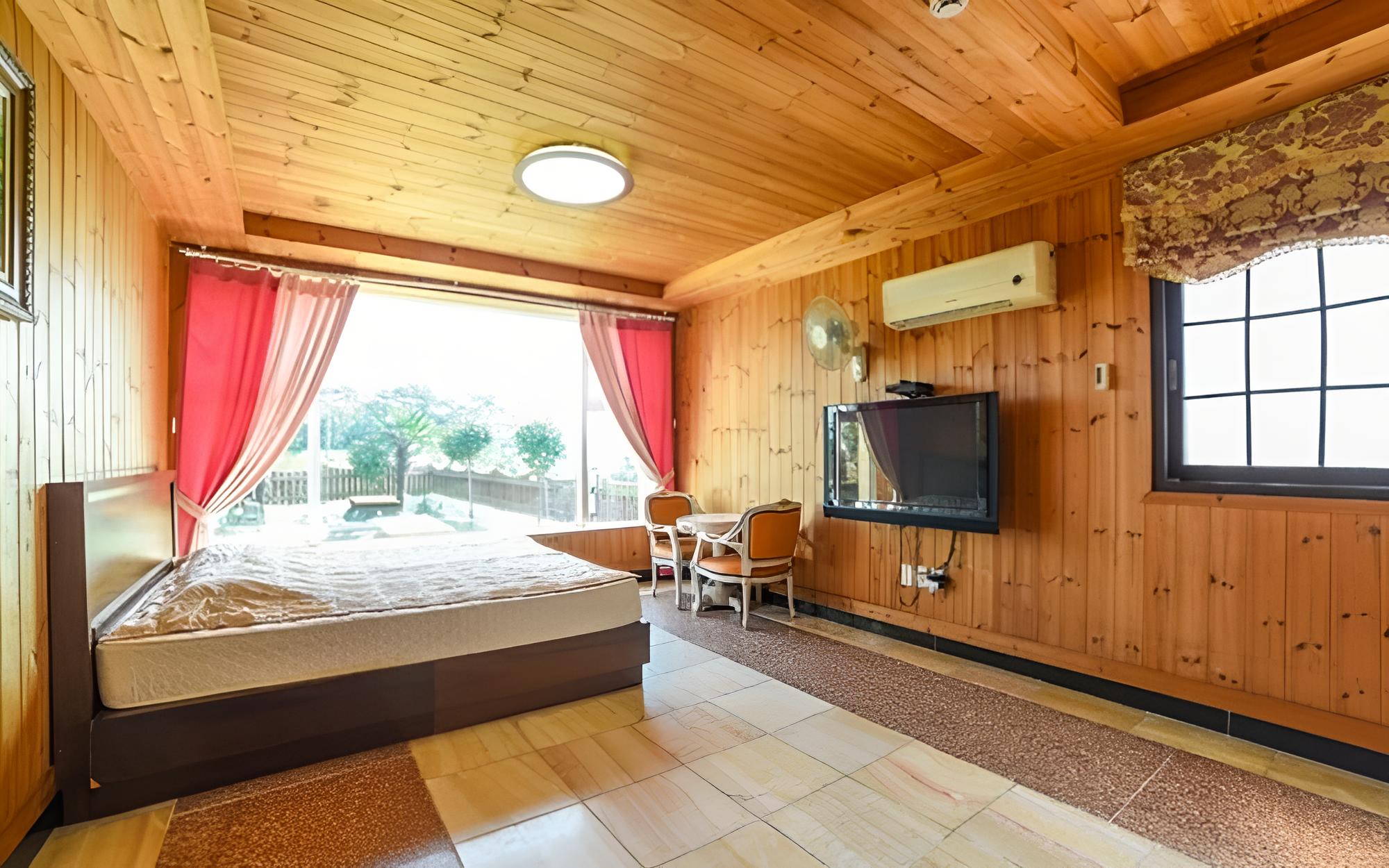 Room (Sunrise-dong Room 3001)
