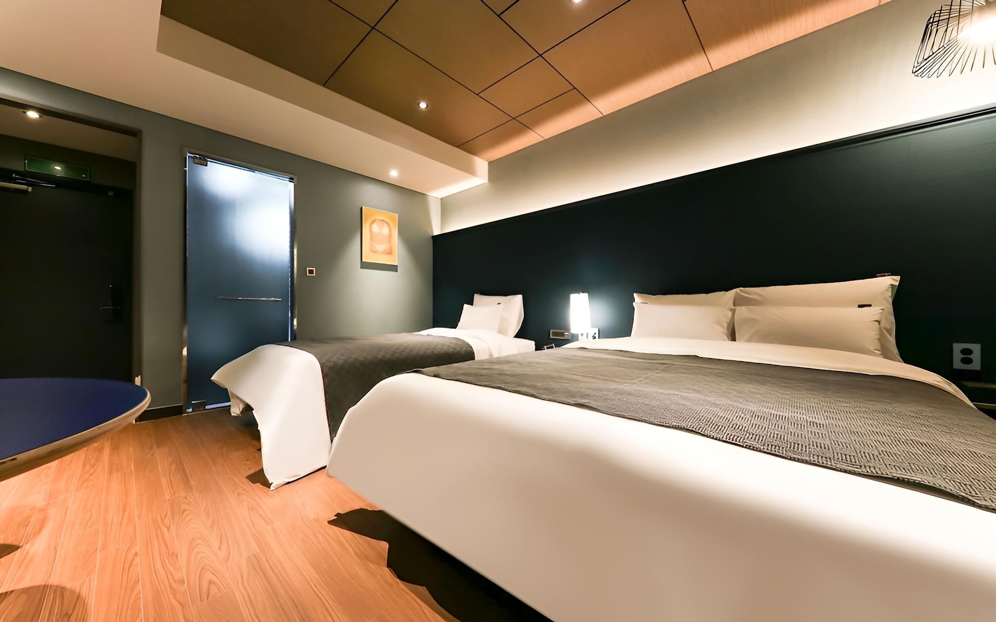 Room (Twin Room) - Photo 3