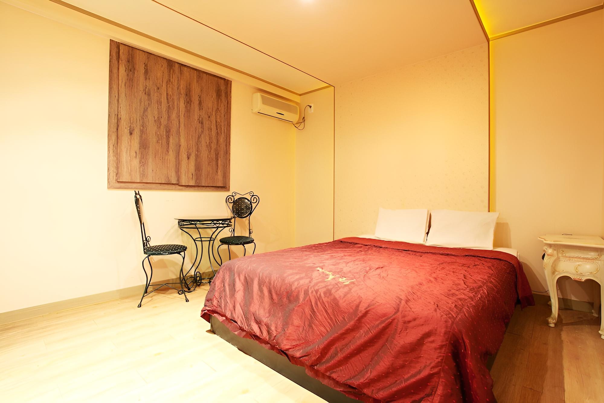 Room (Standard Room) photo 2