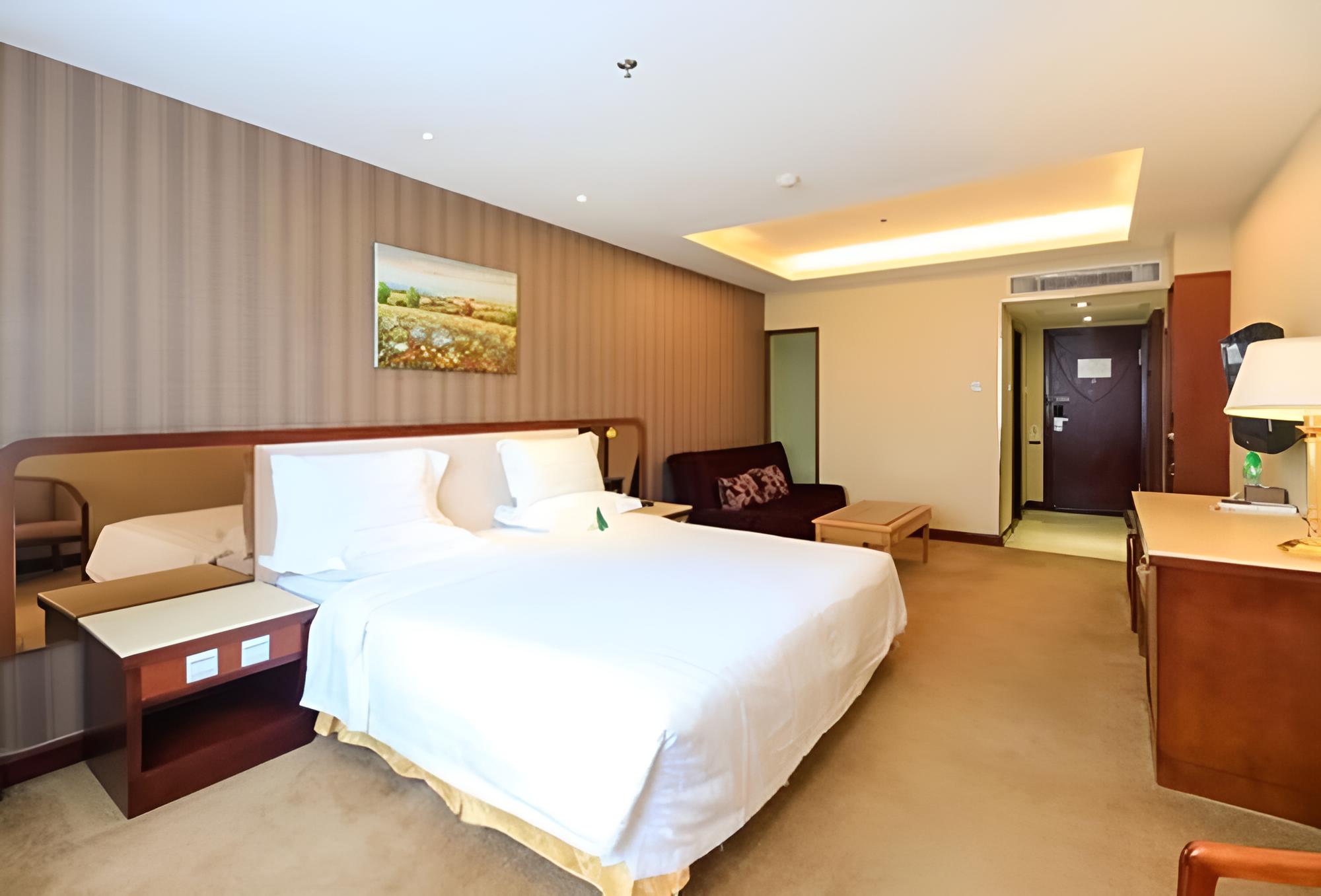 Deluxe Double Room photo 3
